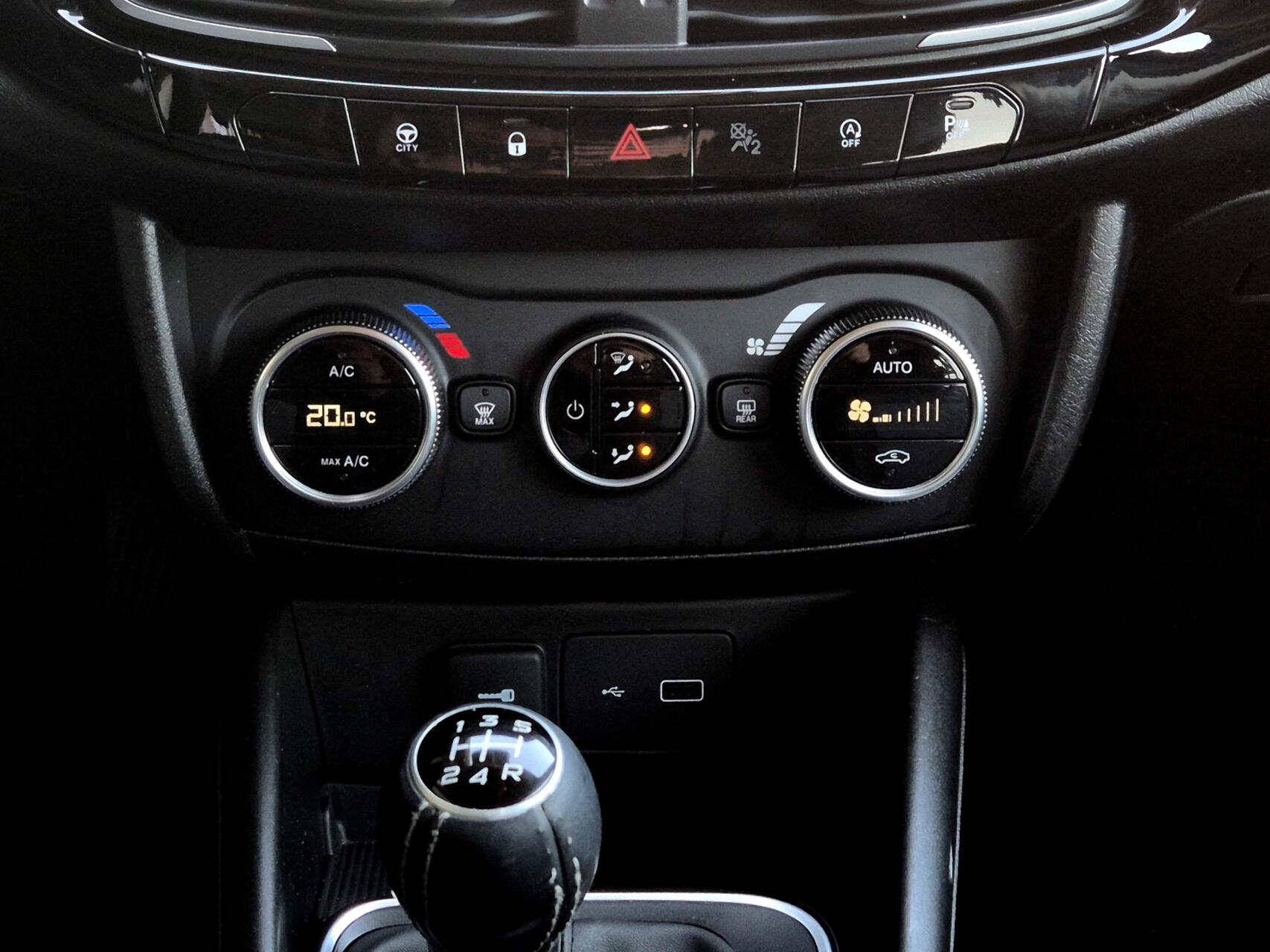 Foto van Fiat Tipo Cross
