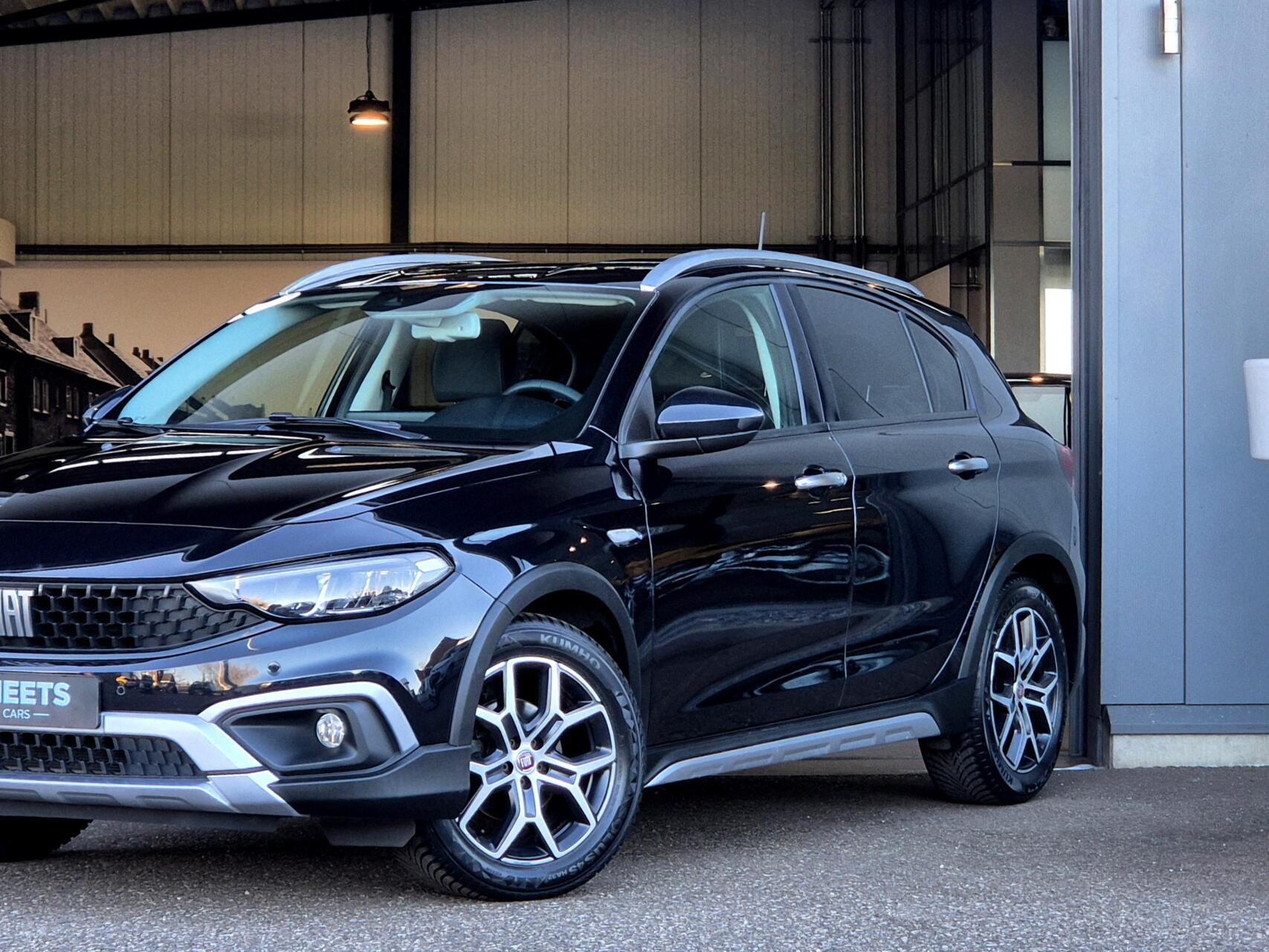 Foto van Fiat Tipo Cross