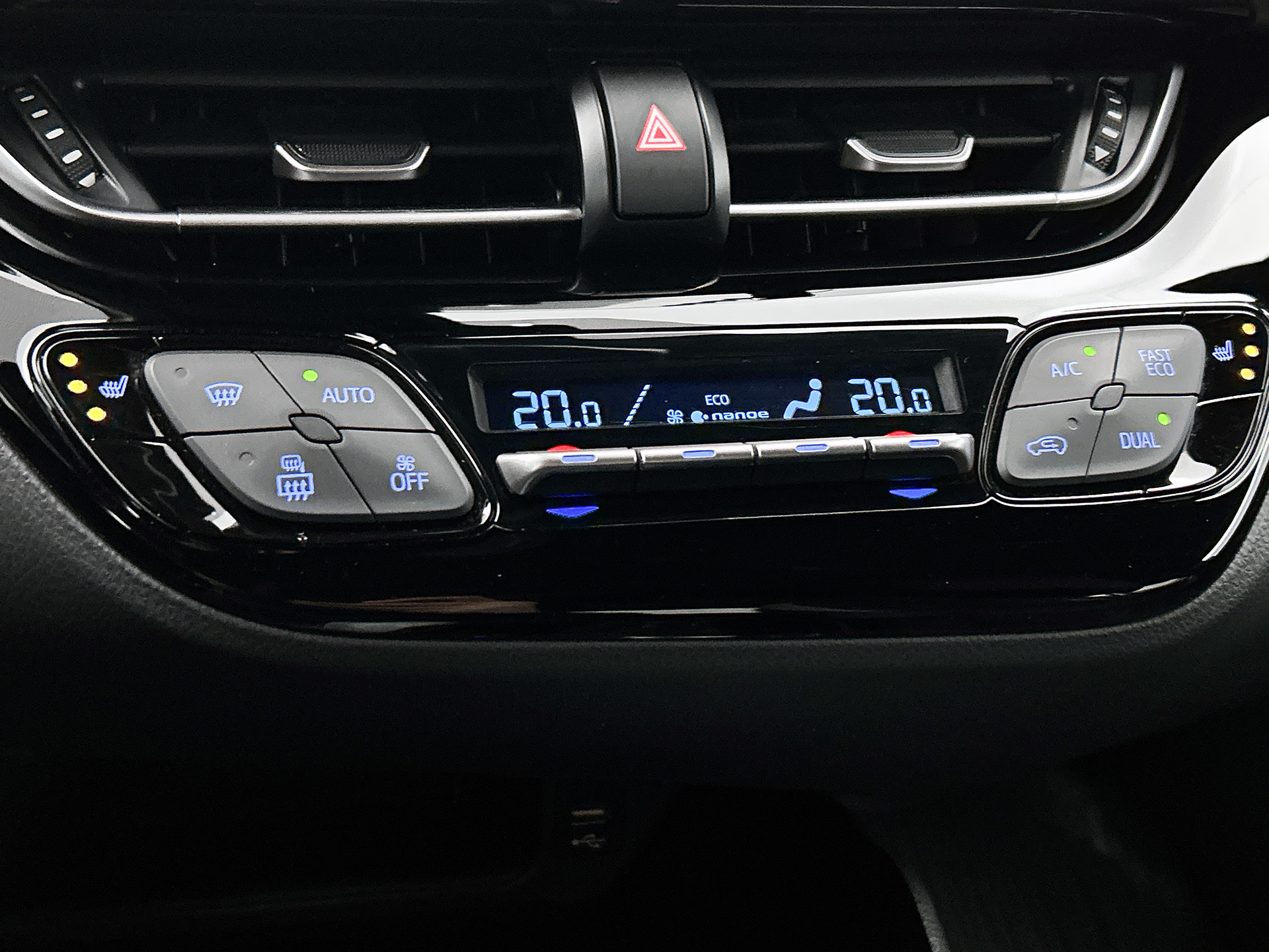 Foto van Toyota Toyota C-hr