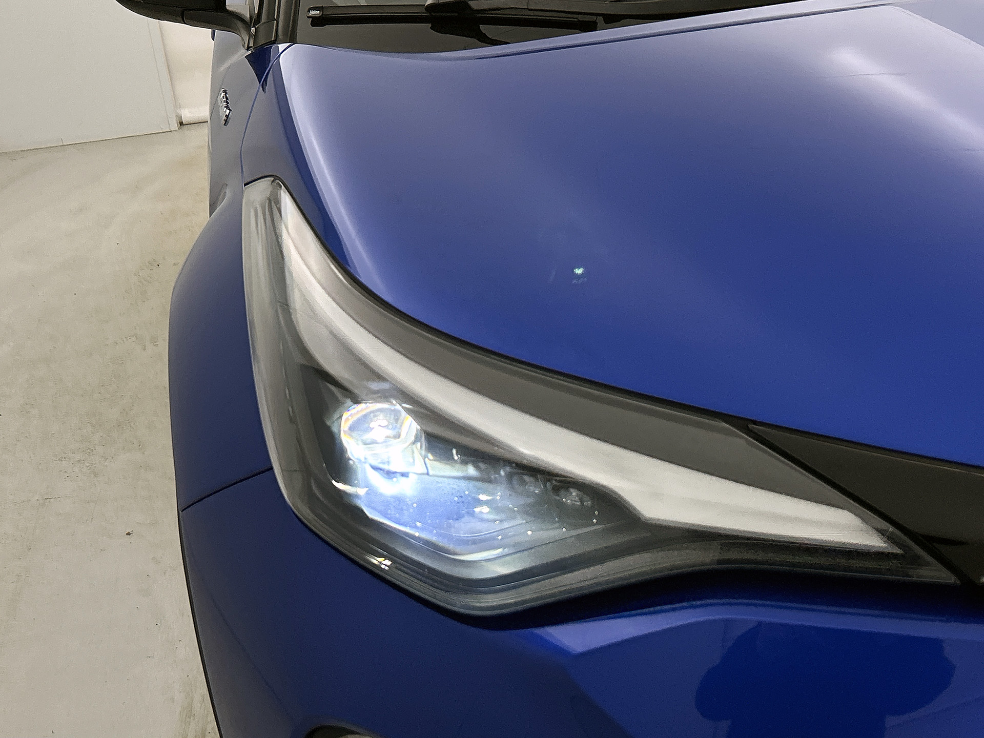 Foto van Toyota Toyota C-hr