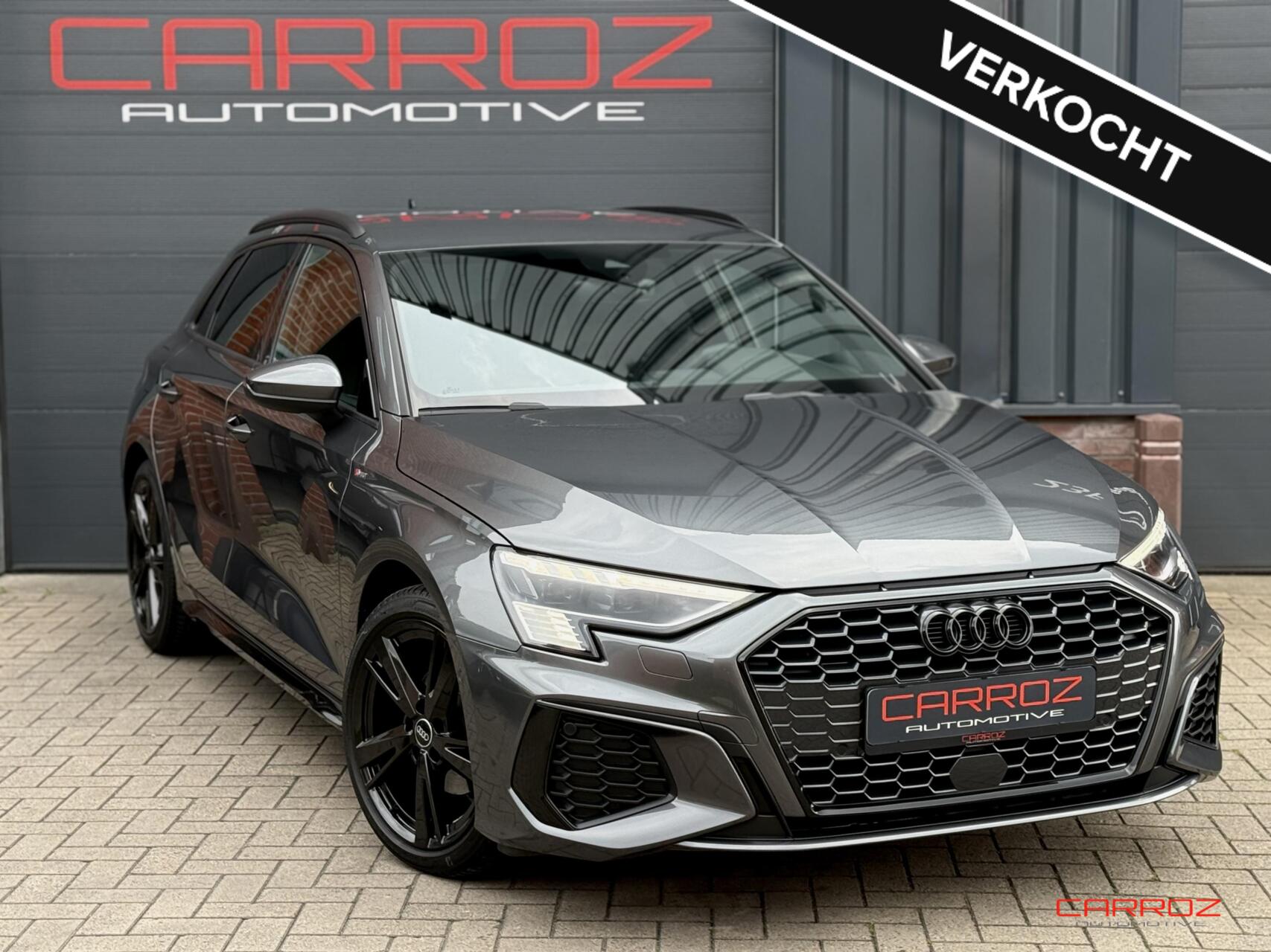 Audi A3 Sportback 35 TFSI 3x S Line CarPlay Trekhaak Cruise 2022 - voorkant