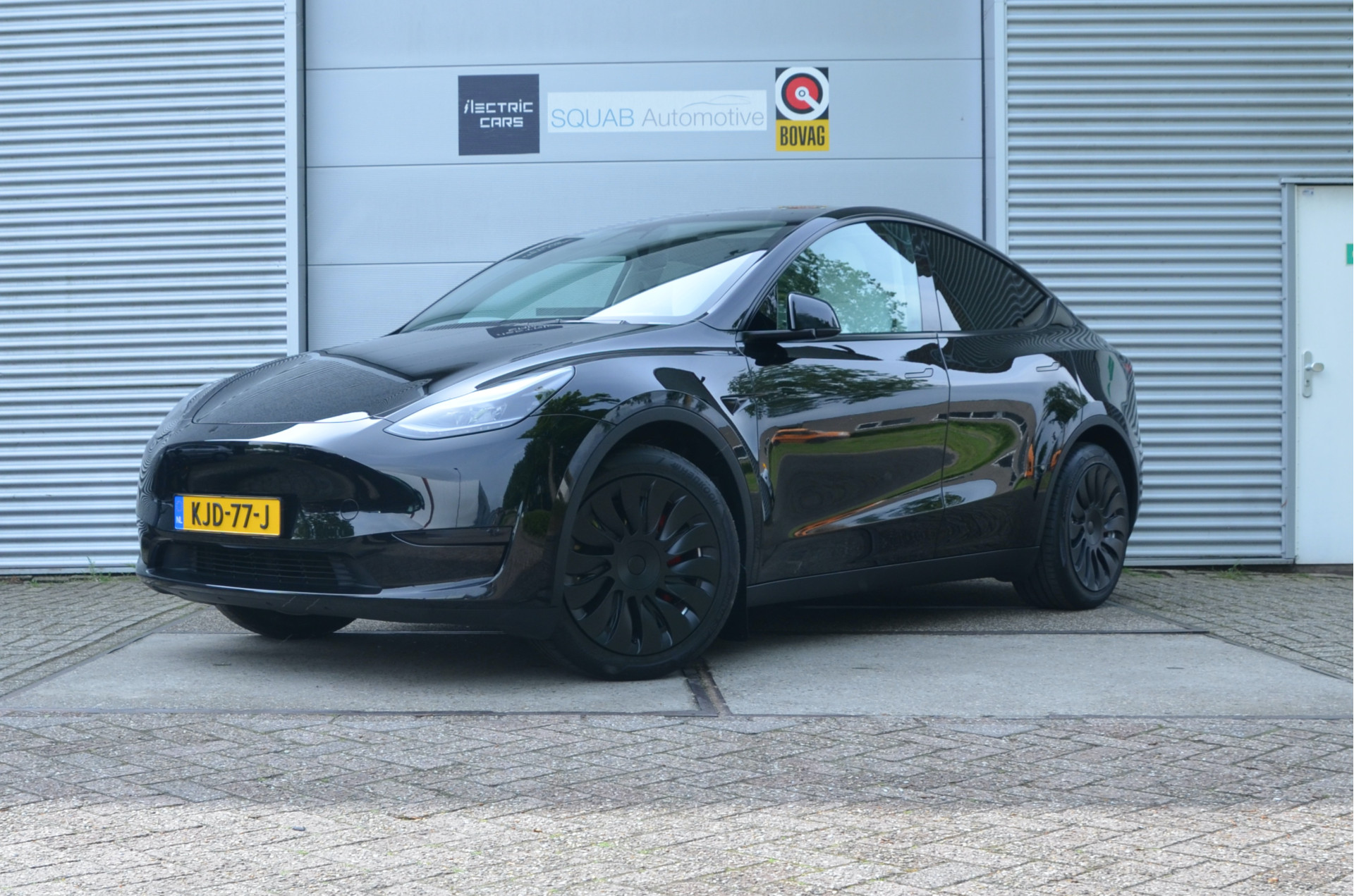 Tesla Model Y RWD 58 kWh 2023 - voorkant