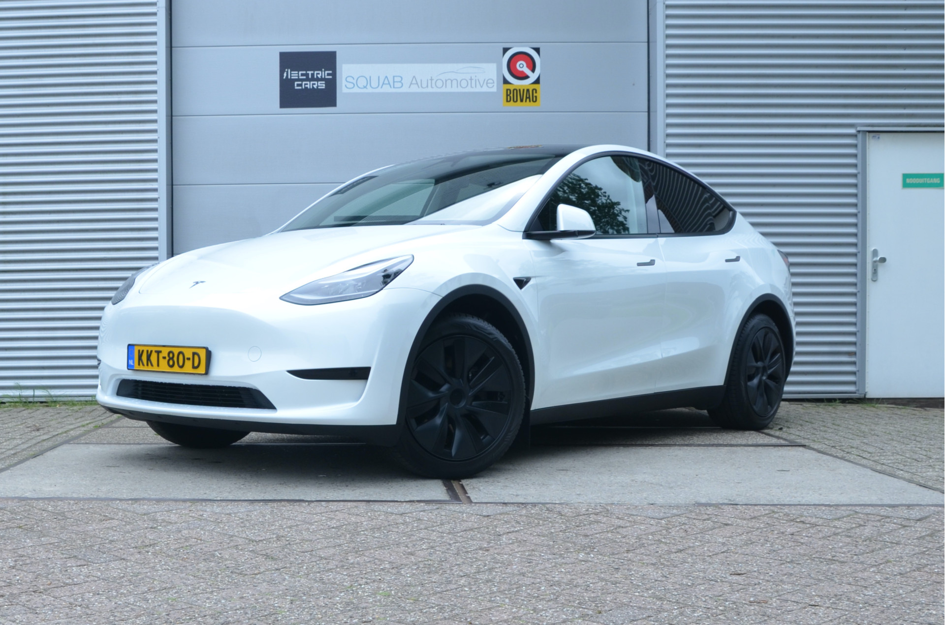 Tesla Model Y Long Range RWD 75 kWh 2024 - voorkant