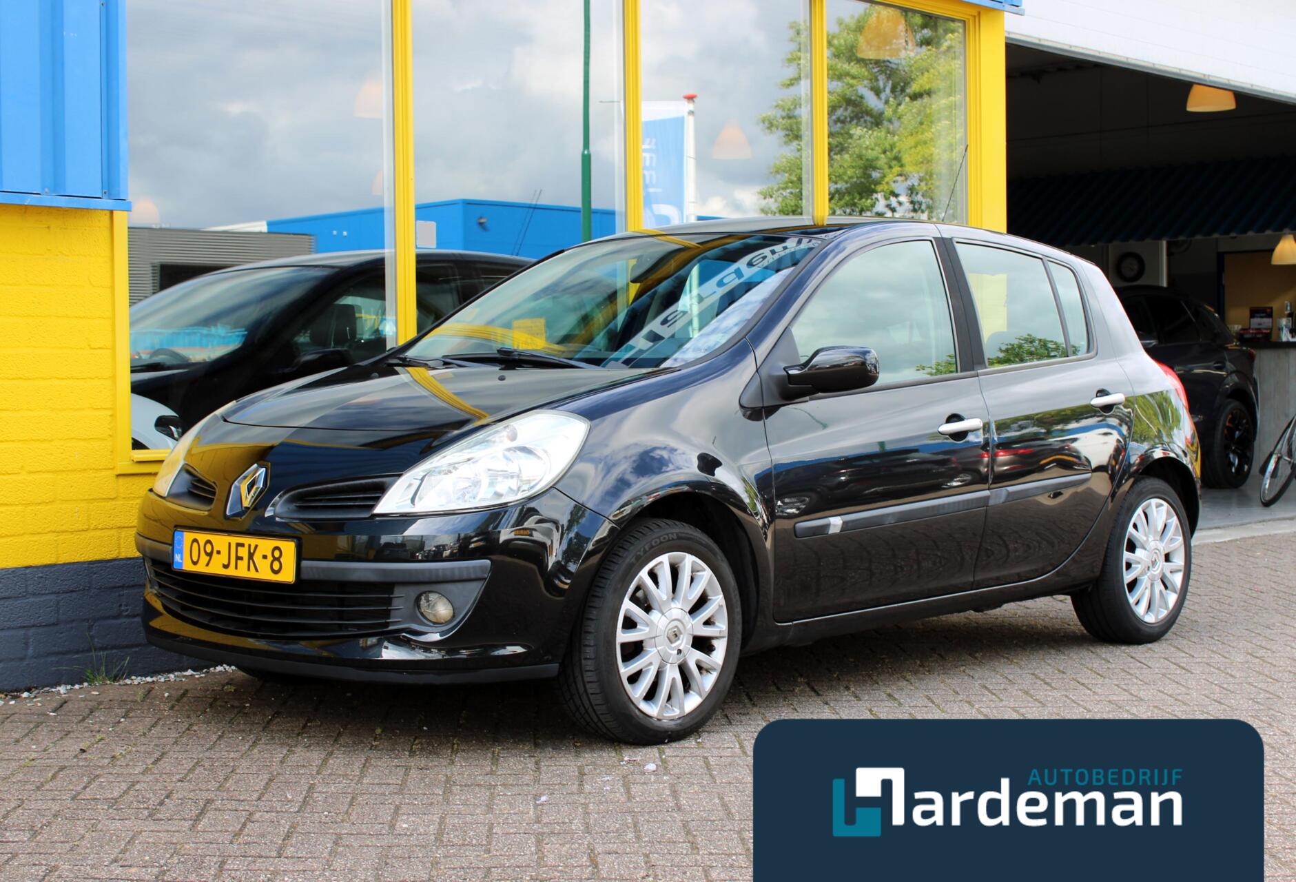Renault Clio 1.2 TCe Dynamique Airco Cruise 2009 - voorkant