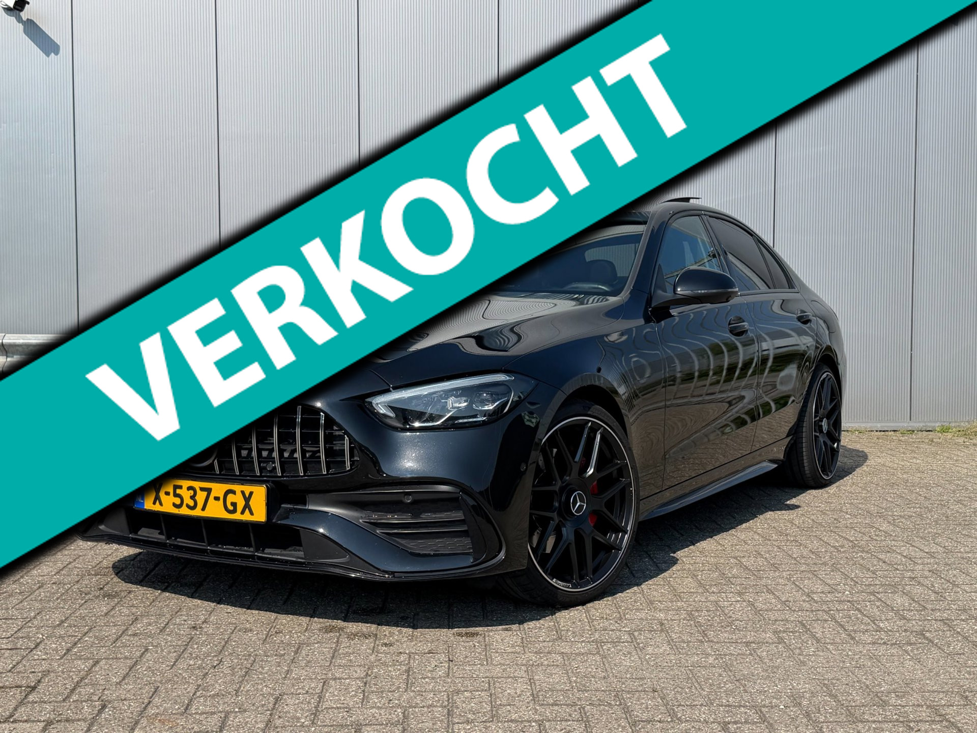 Mercedes-Benz C 300 E 300-e AMG Line | Panoramadak | Luchtvering | Adaptieve Cruise Control | 360 Camera | BTW AUTO! 2022 - voorkant