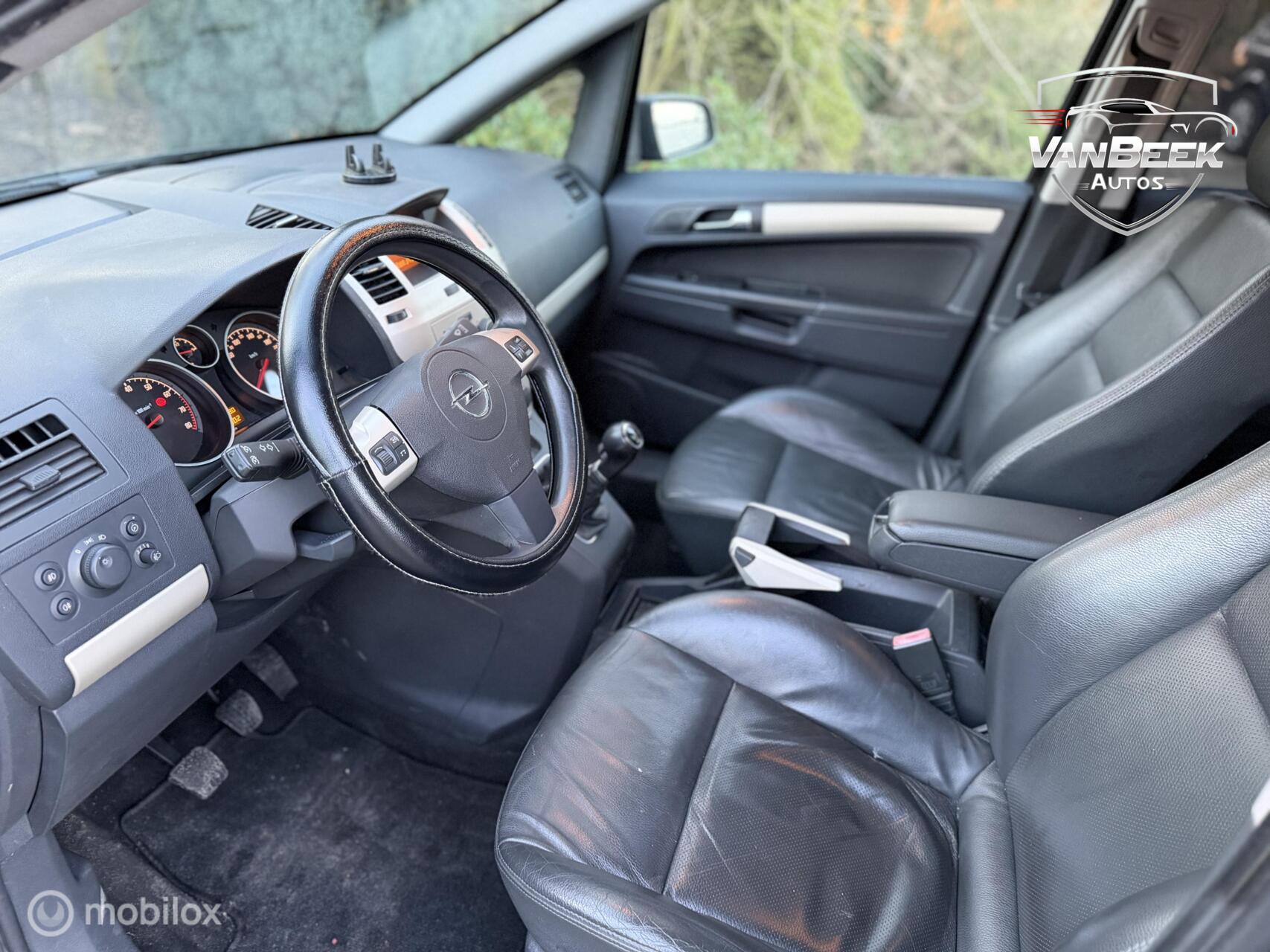 Foto van Opel Zafira