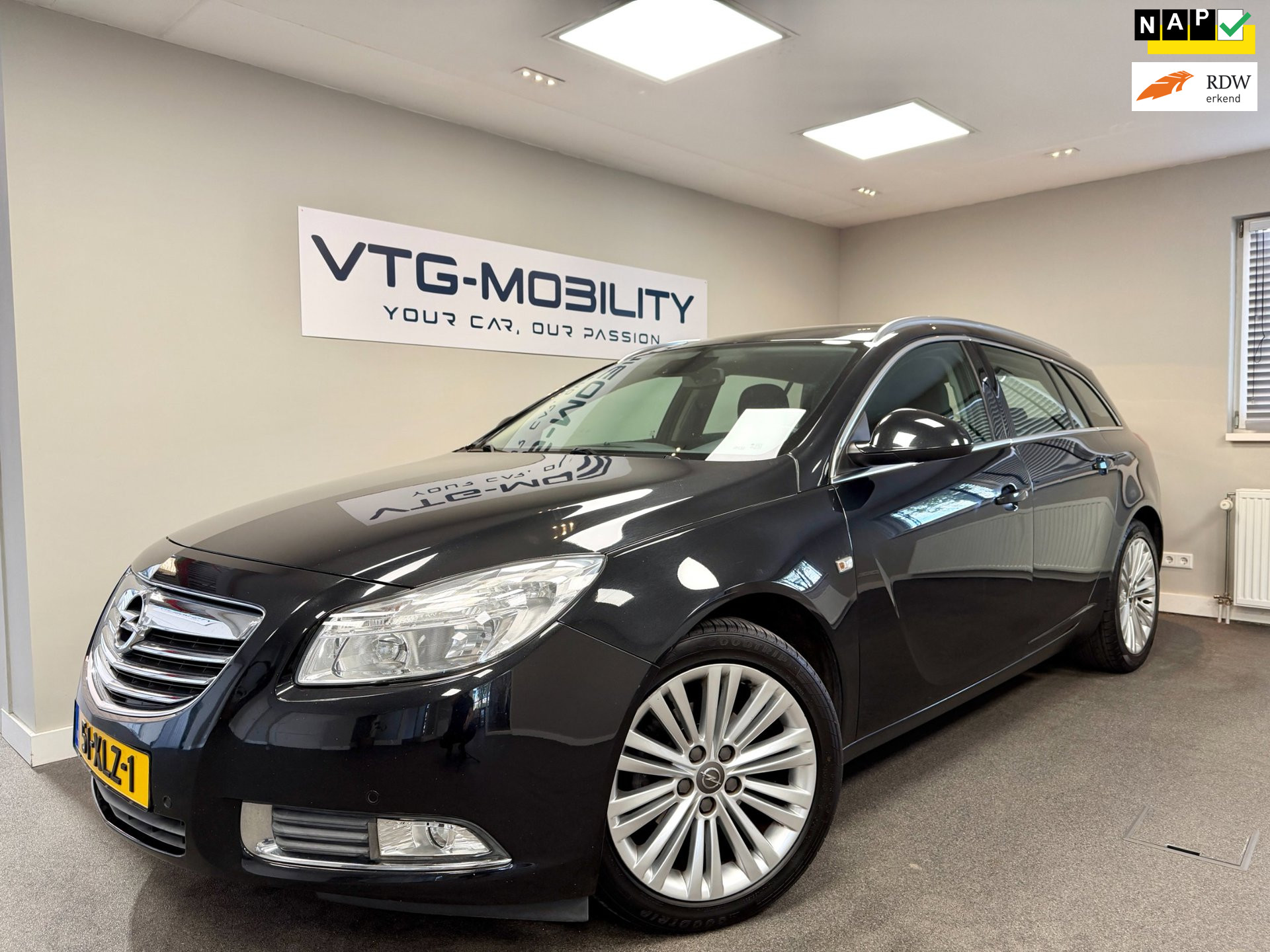 Foto van OPEL INSIGNIA SPORTS TOURER SW