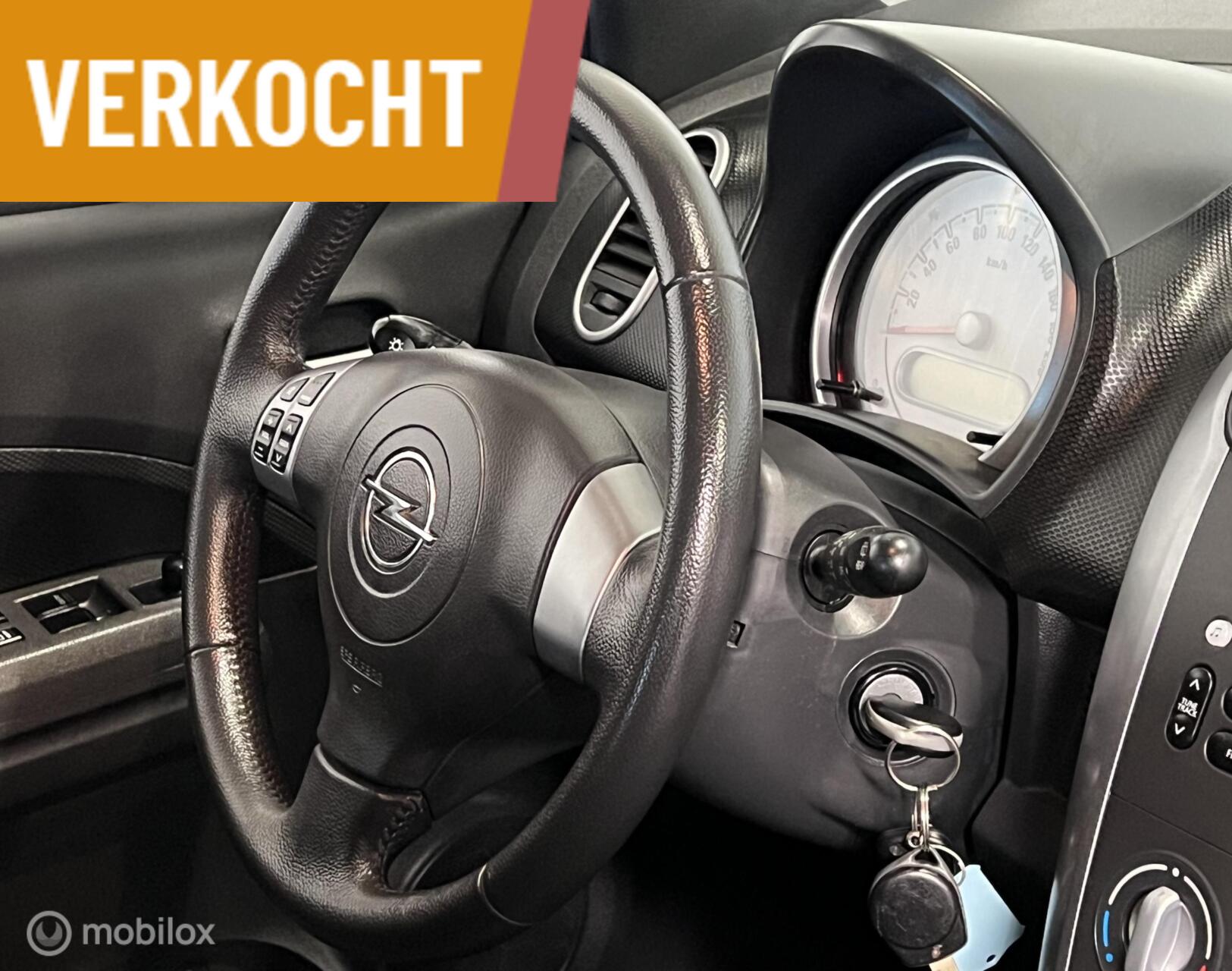 Foto van Opel Agila