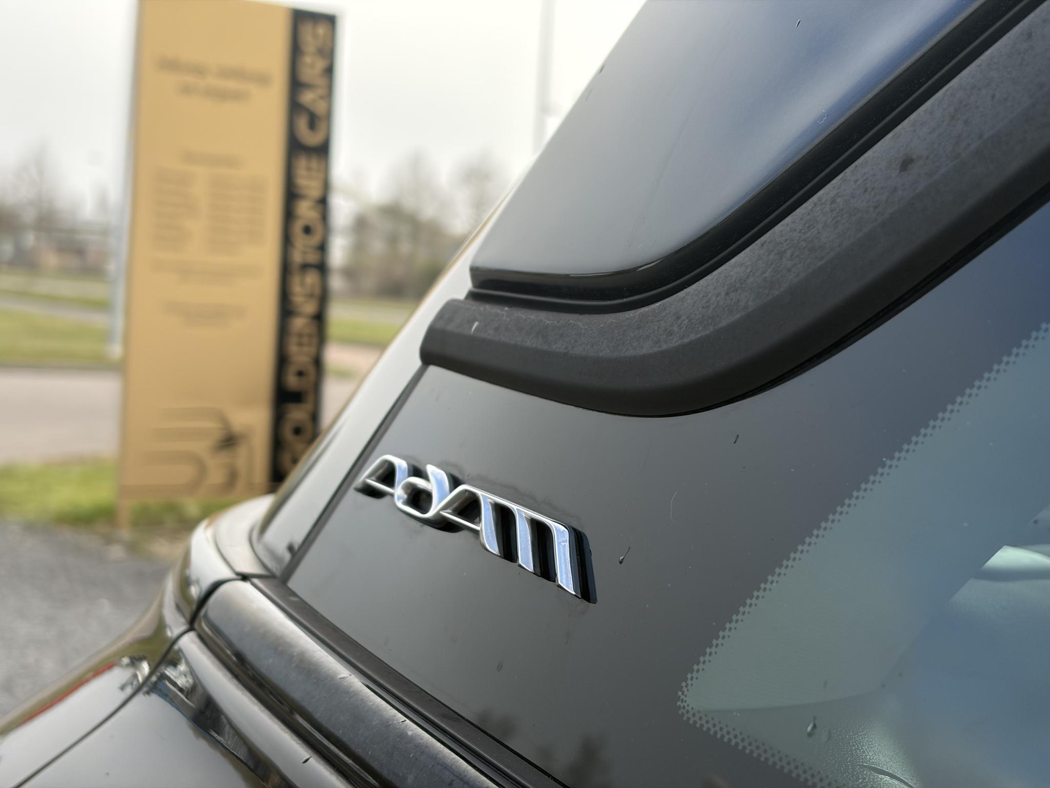 Foto van Opel Adam