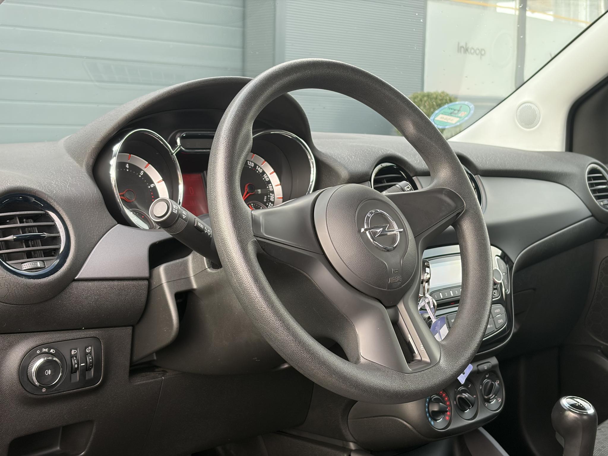 Foto van Opel Adam