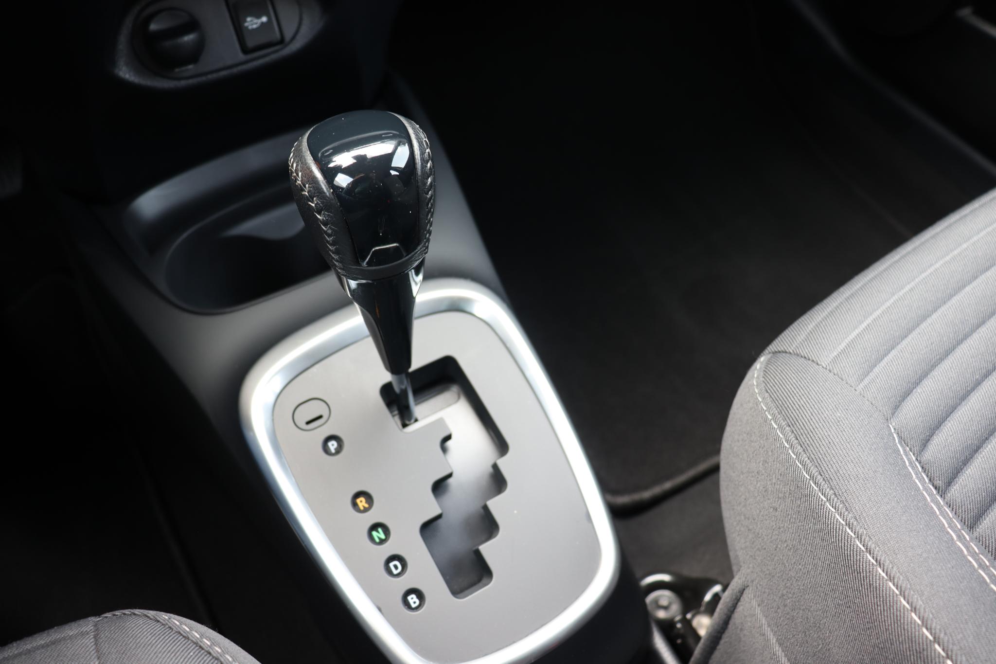 Foto van Toyota Toyota Yaris Hybrid