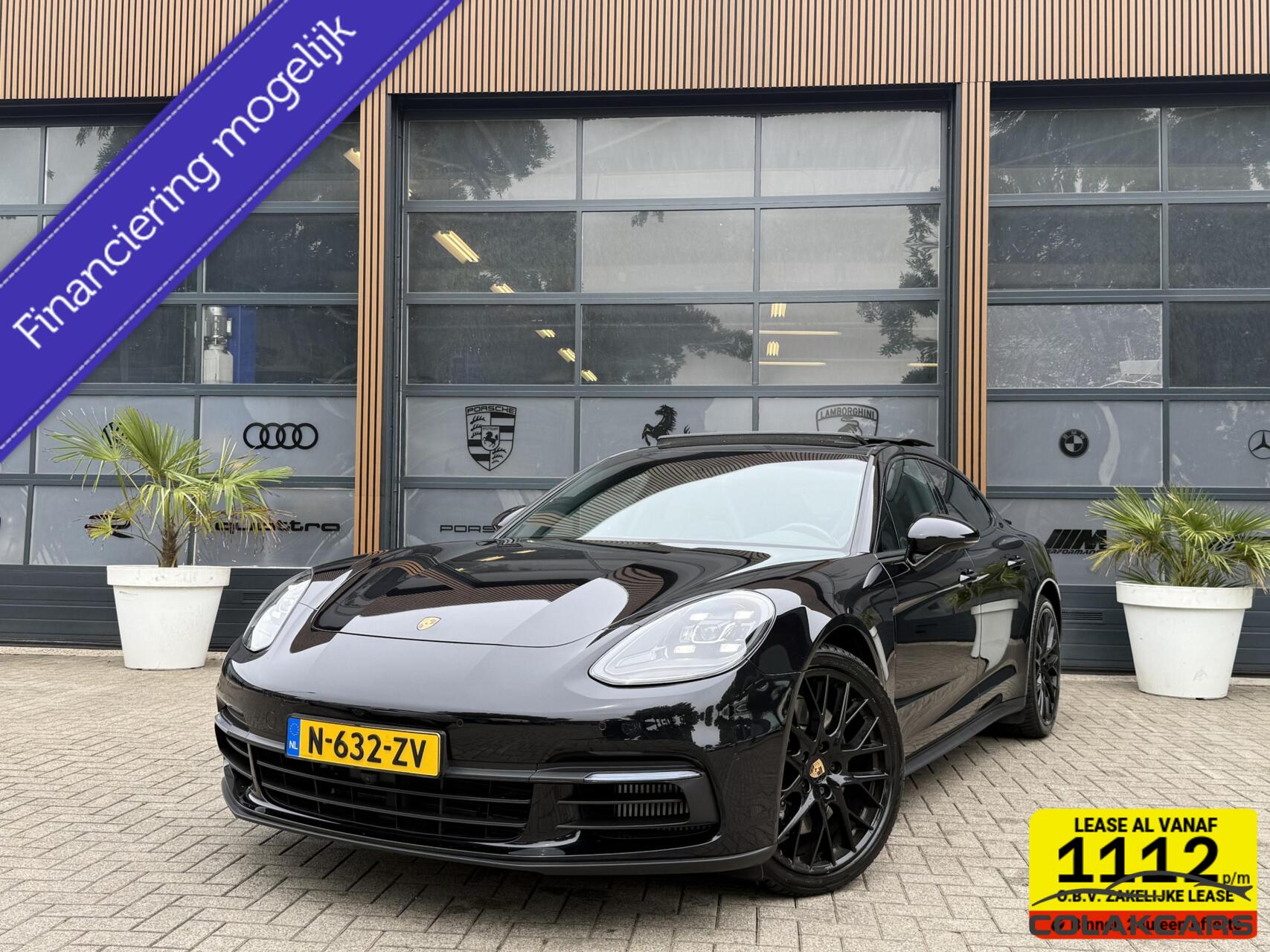 Foto van PORSCHE PANAMERA 4