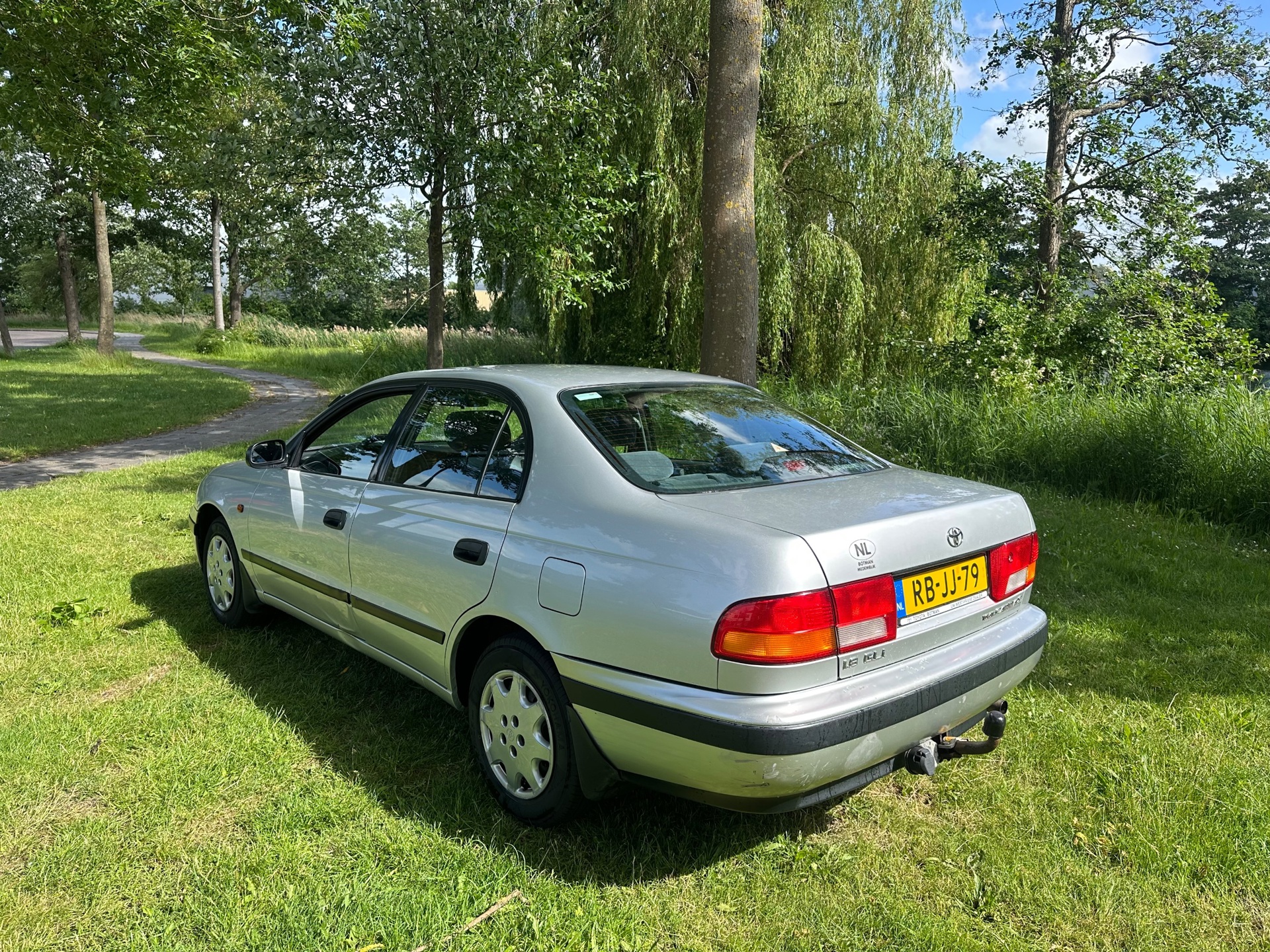 Foto van Toyota Toyota Carina E
