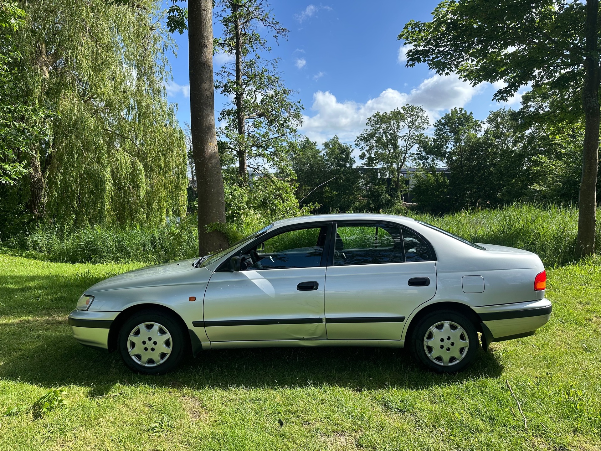 Foto van Toyota Toyota Carina E