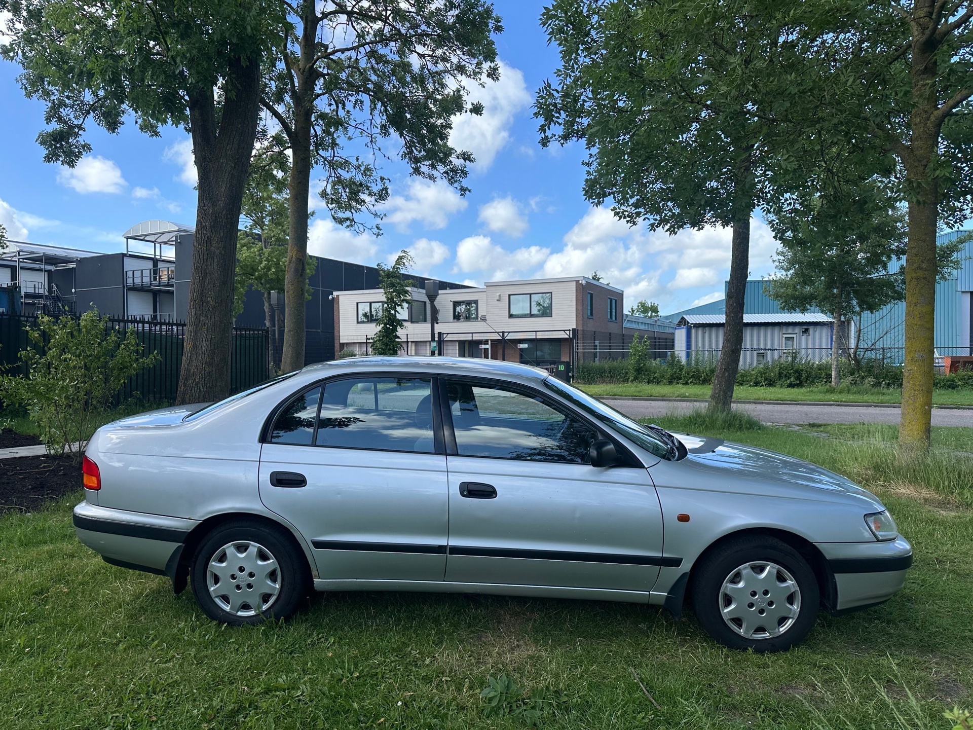 Foto van Toyota Toyota Carina E