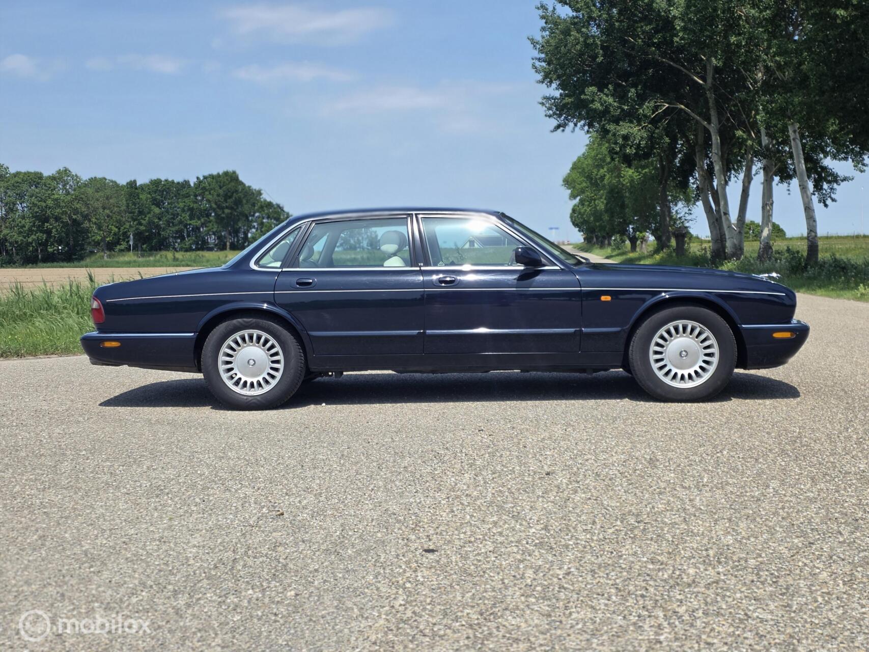 Foto van Jaguar Jaguar (xj8) Executive