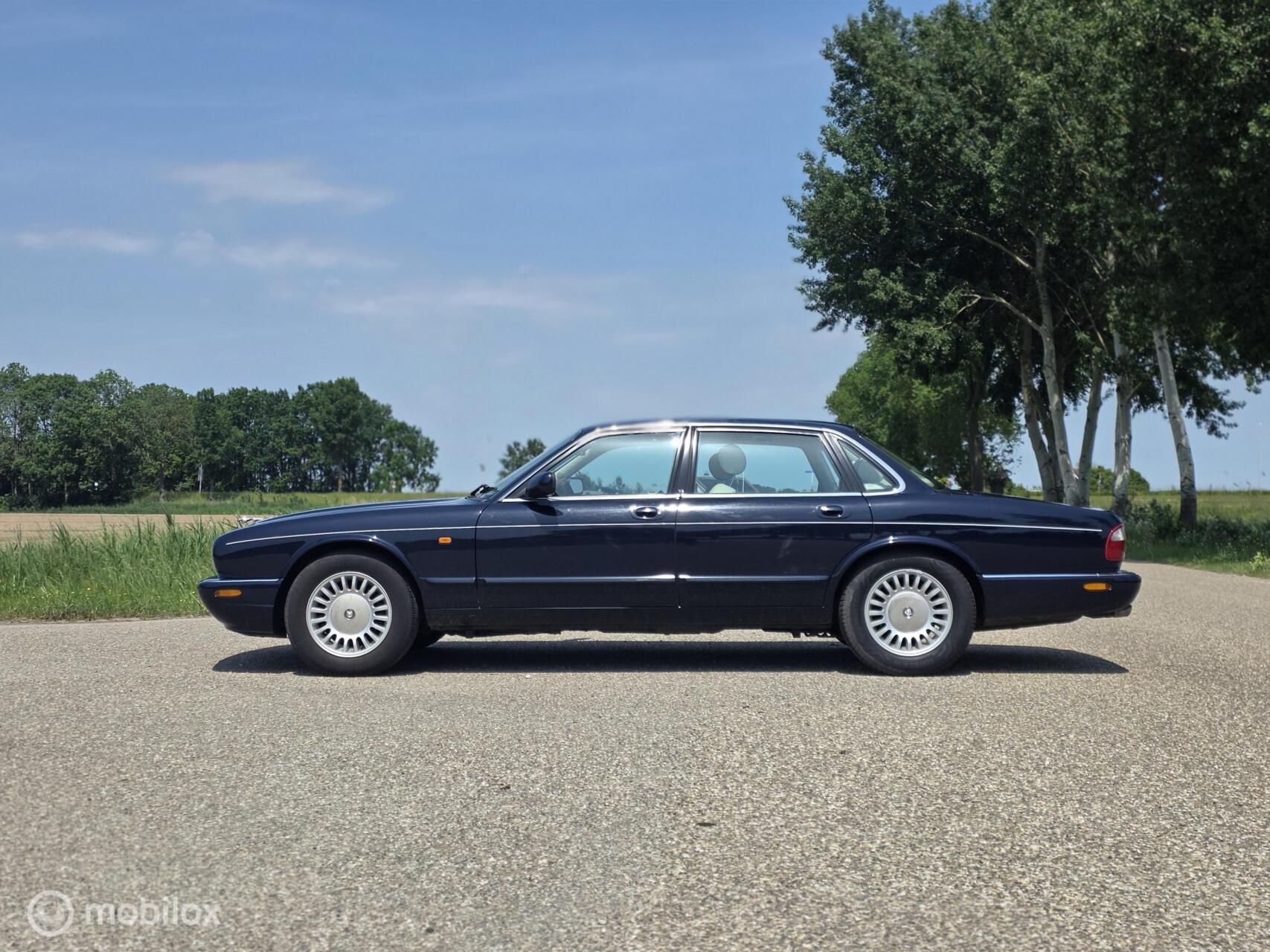 Foto van Jaguar Jaguar (xj8) Executive