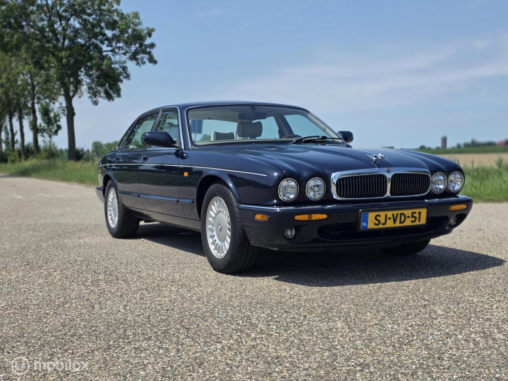 Foto van Jaguar Jaguar (xj8) Executive