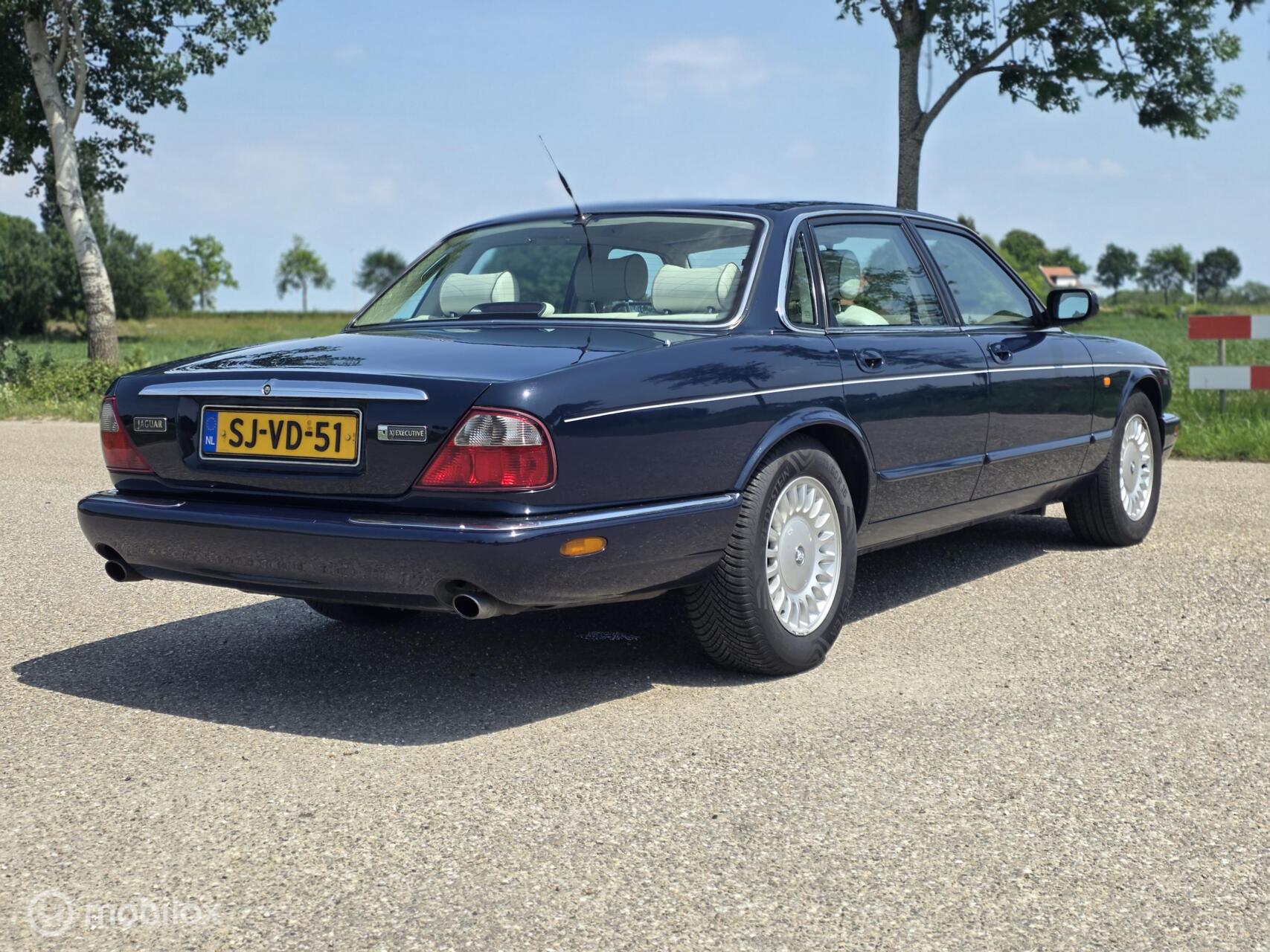 Foto van Jaguar Jaguar (xj8) Executive