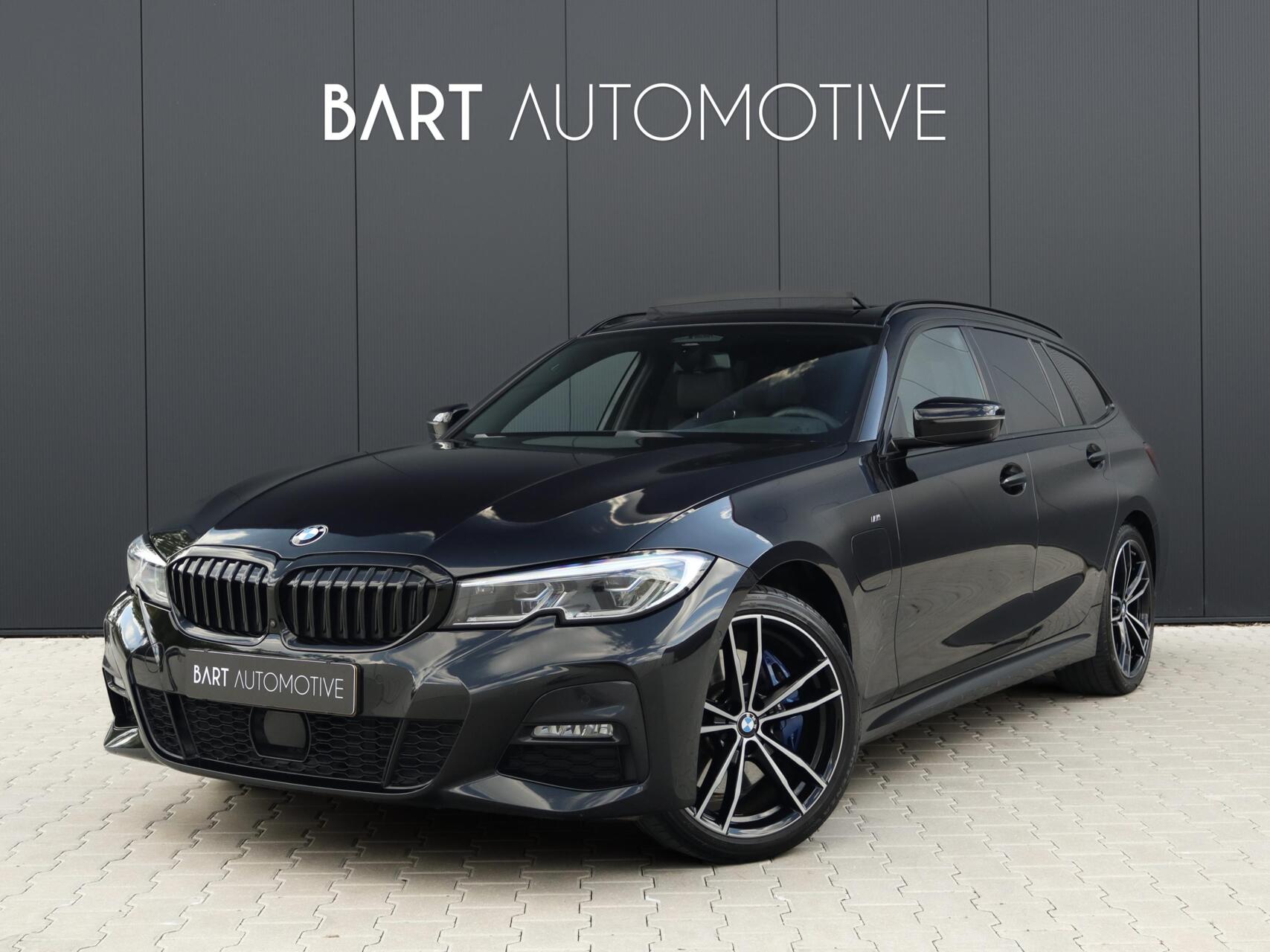 Foto van BMW 330E