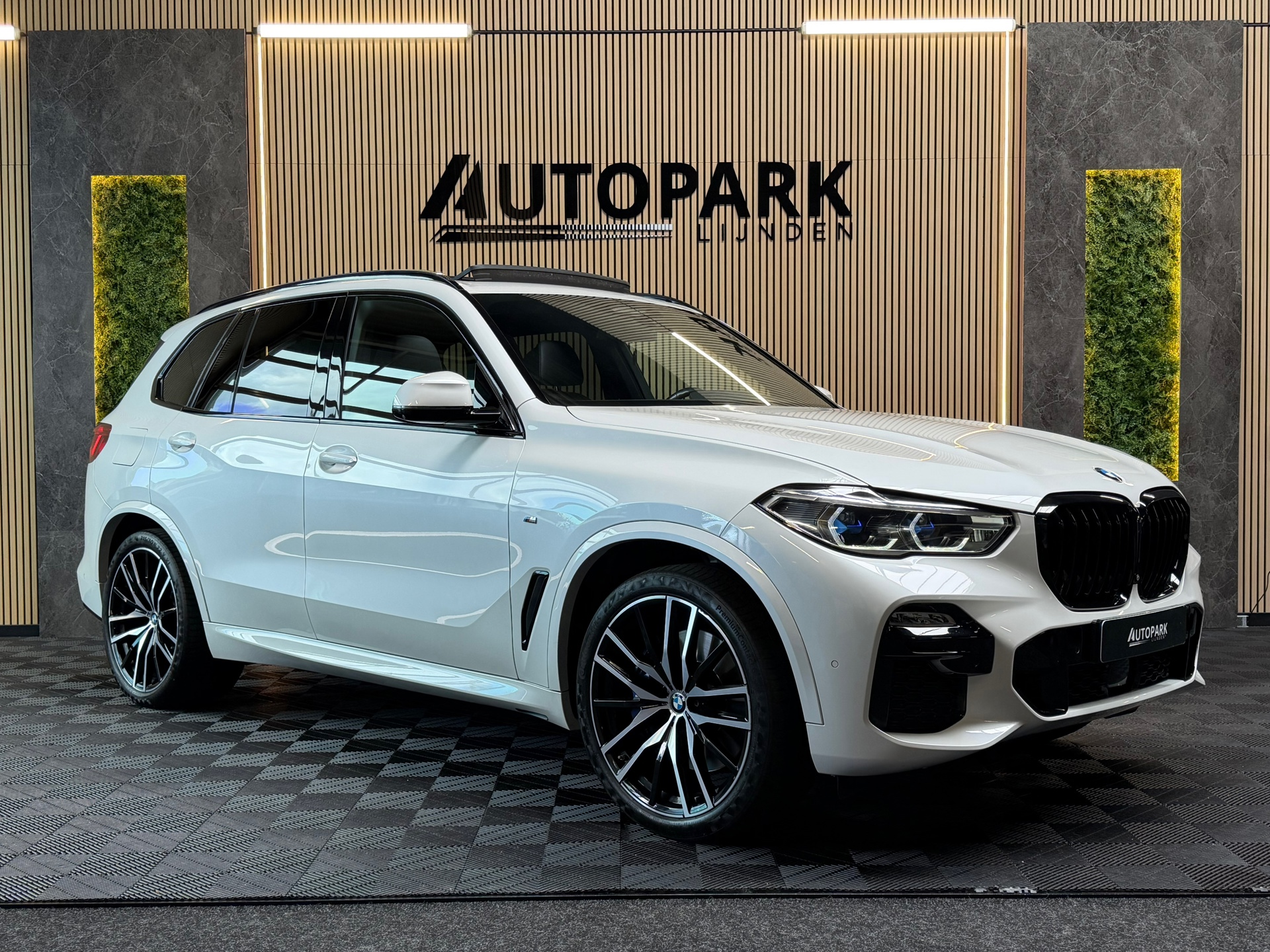 Foto van BMW X5 Xdrive40i