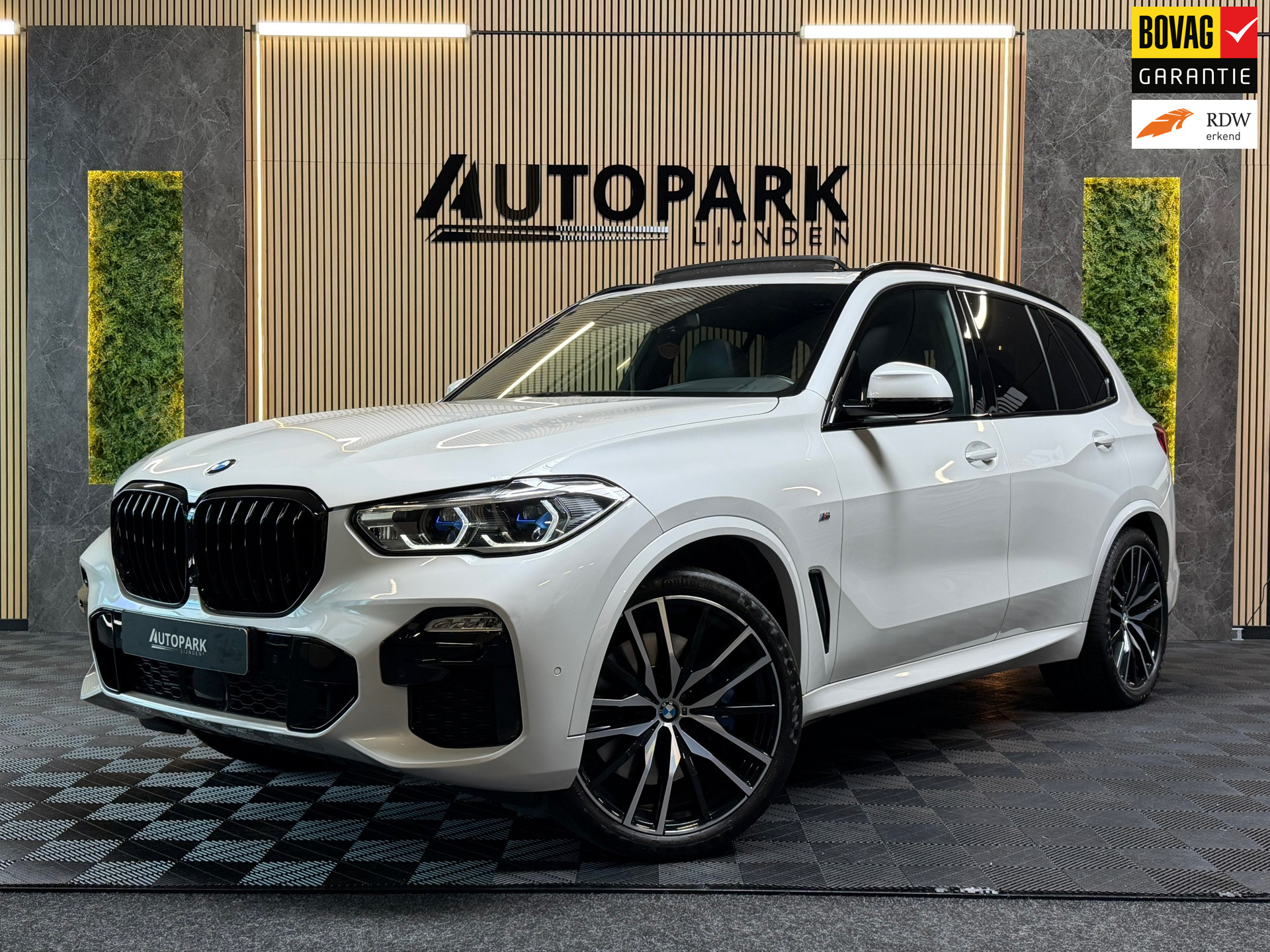 Foto van BMW X5 Xdrive40i