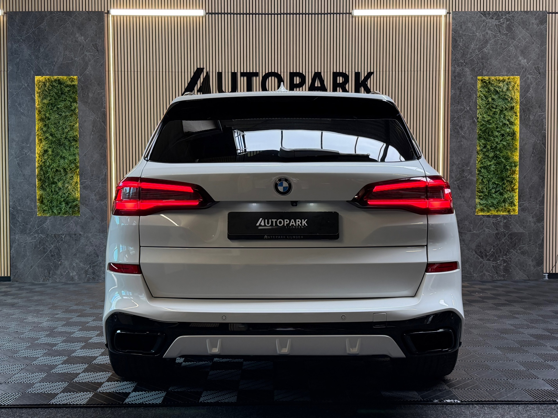 Foto van BMW X5 Xdrive40i