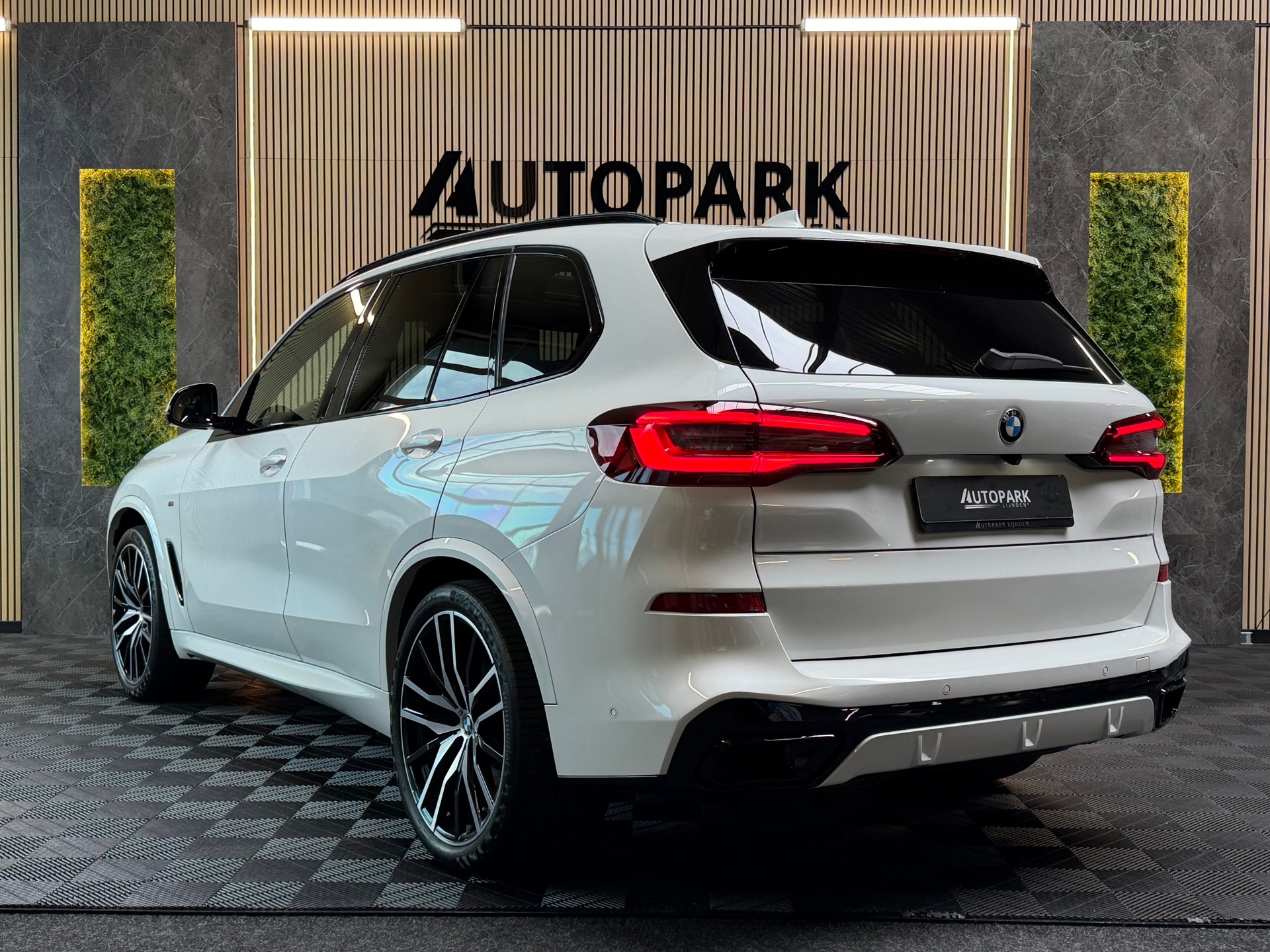 Foto van BMW X5 Xdrive40i