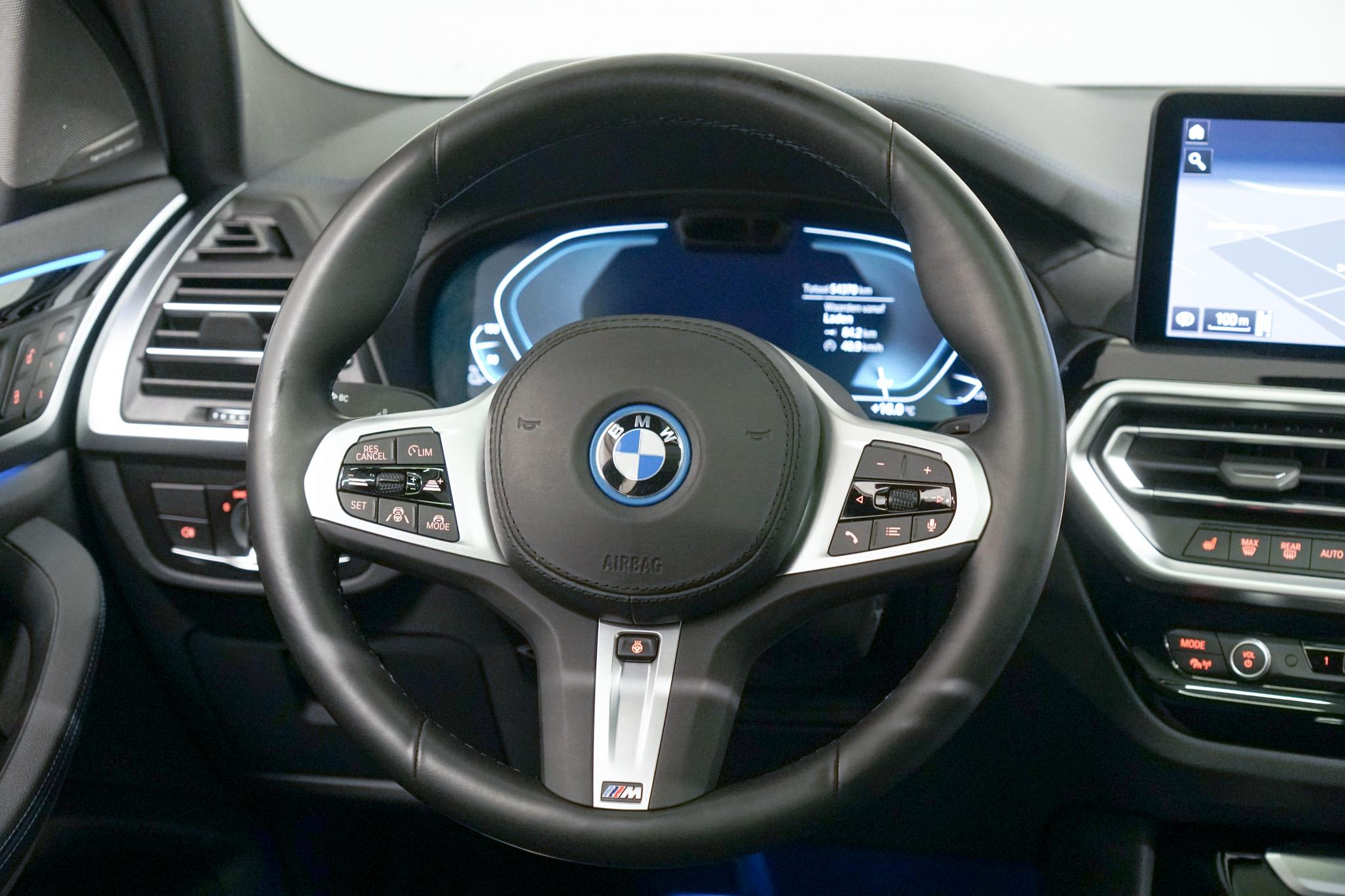 Foto van BMW Ix3