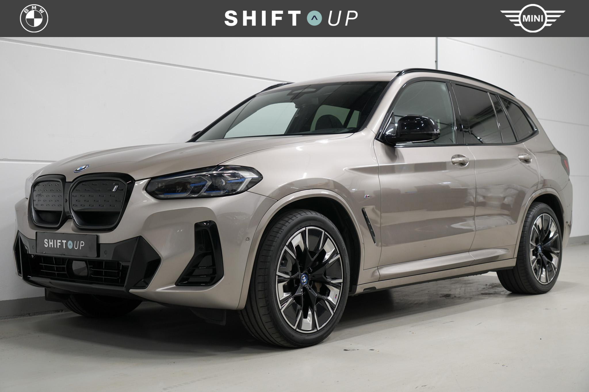 Foto van BMW Ix3