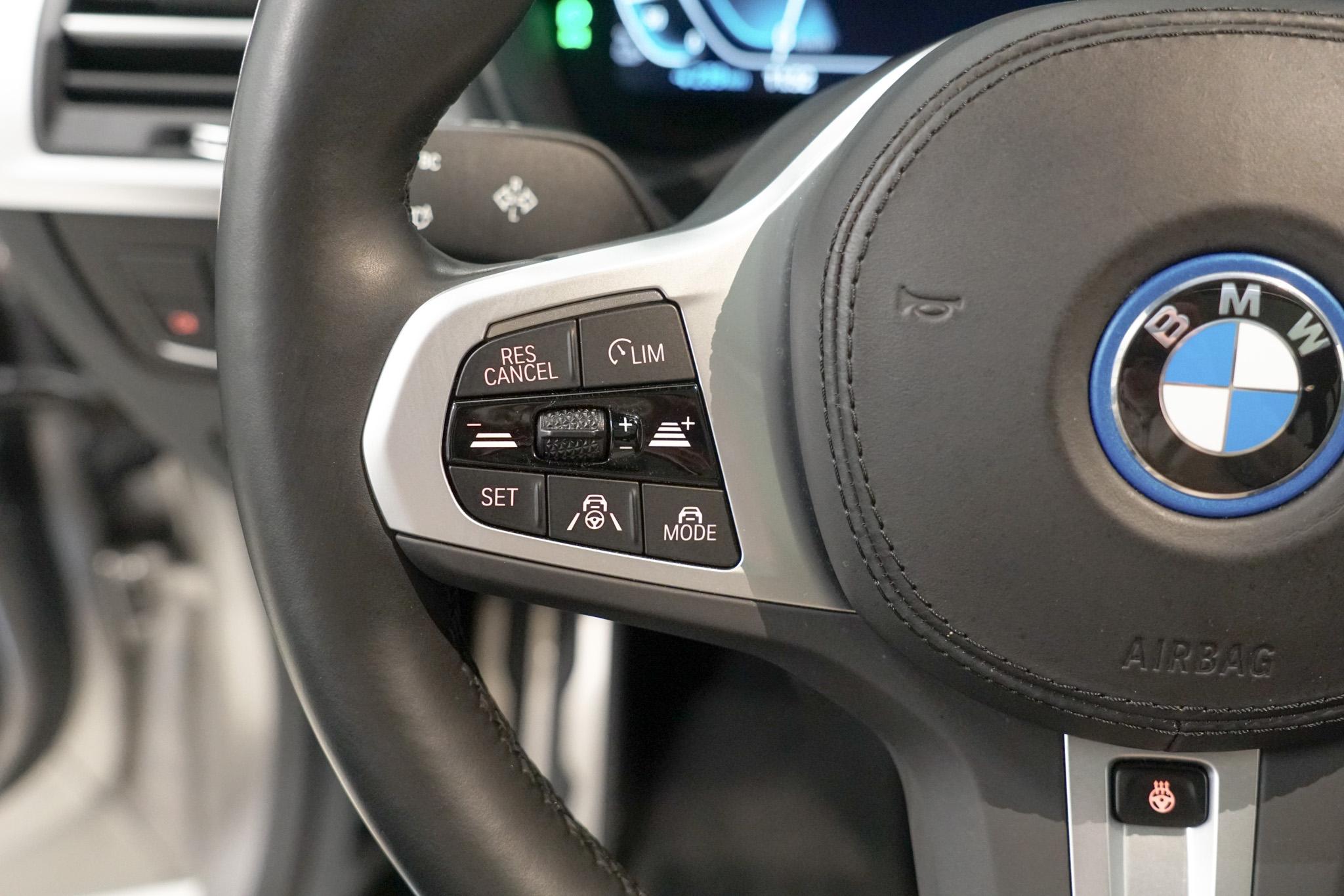 Foto van BMW Ix3