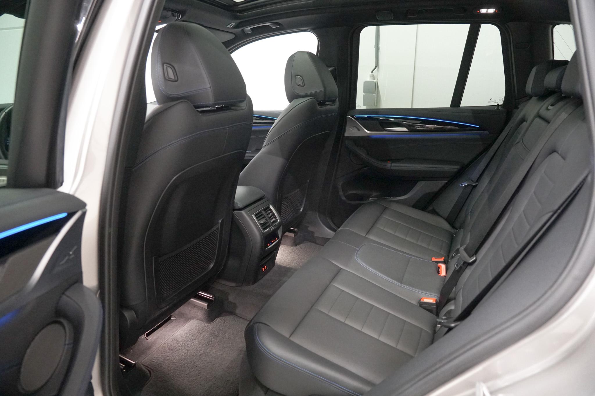 Foto van BMW Ix3
