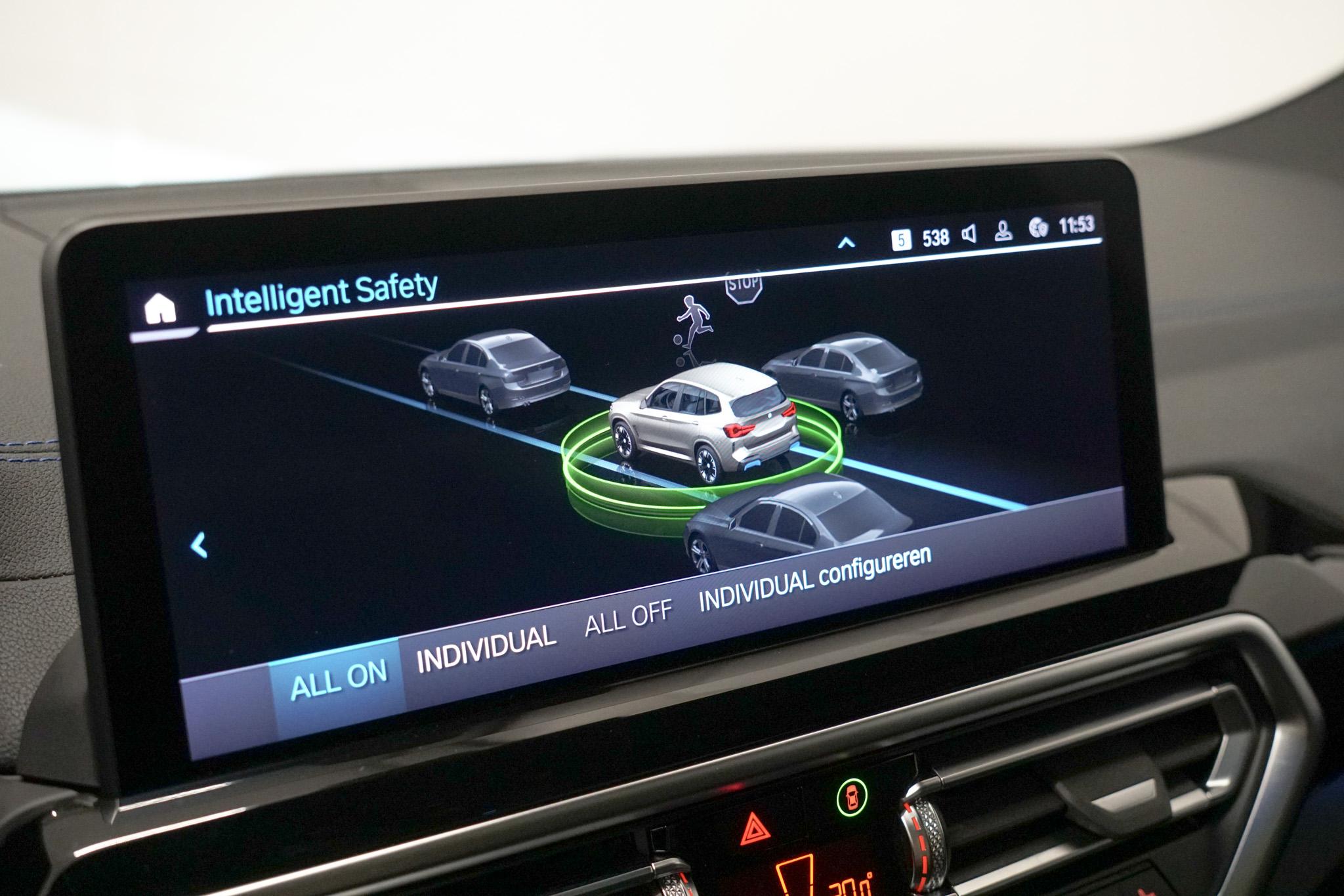 Foto van BMW Ix3