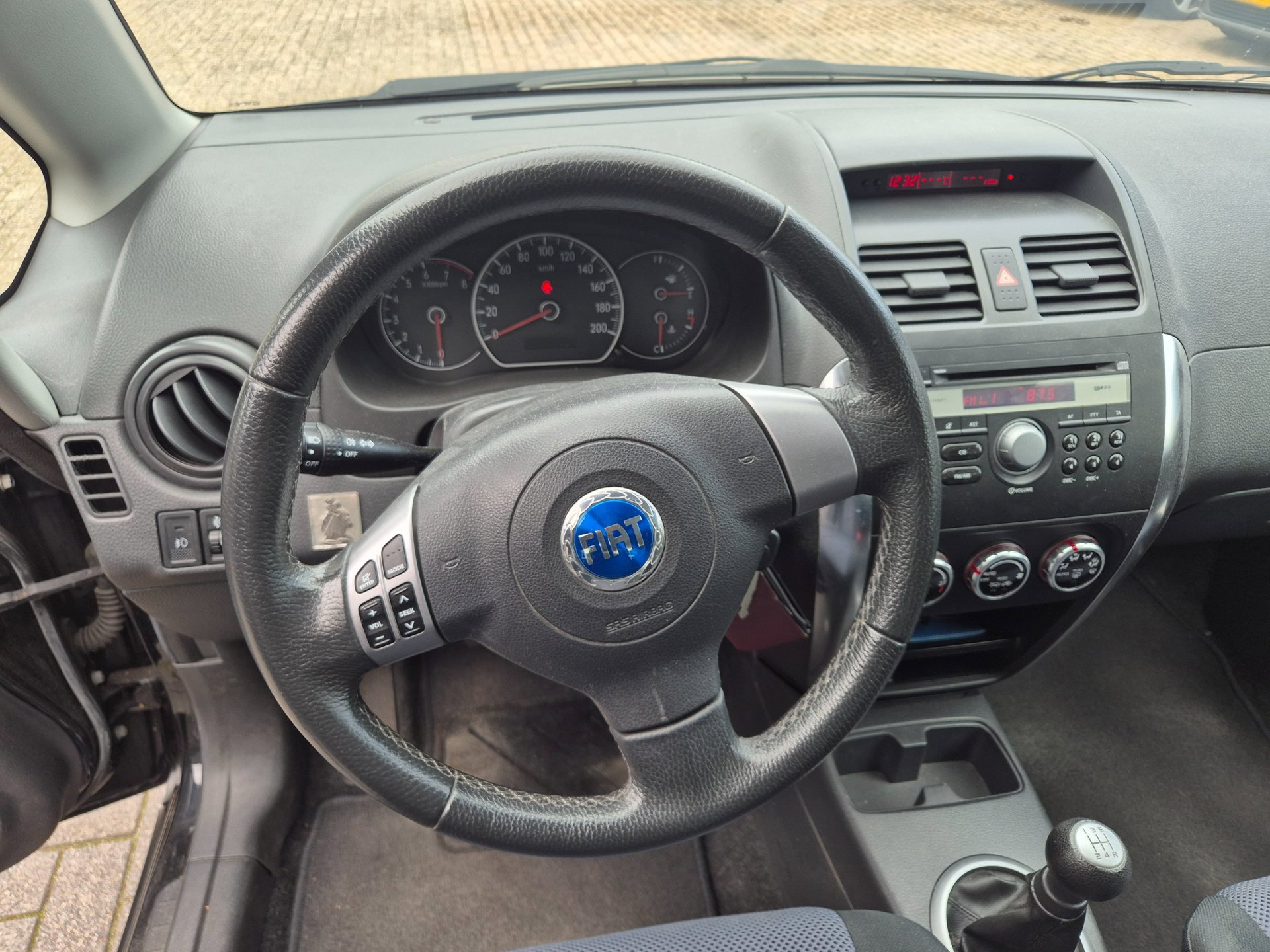 Foto van Fiat Fiat Sedici