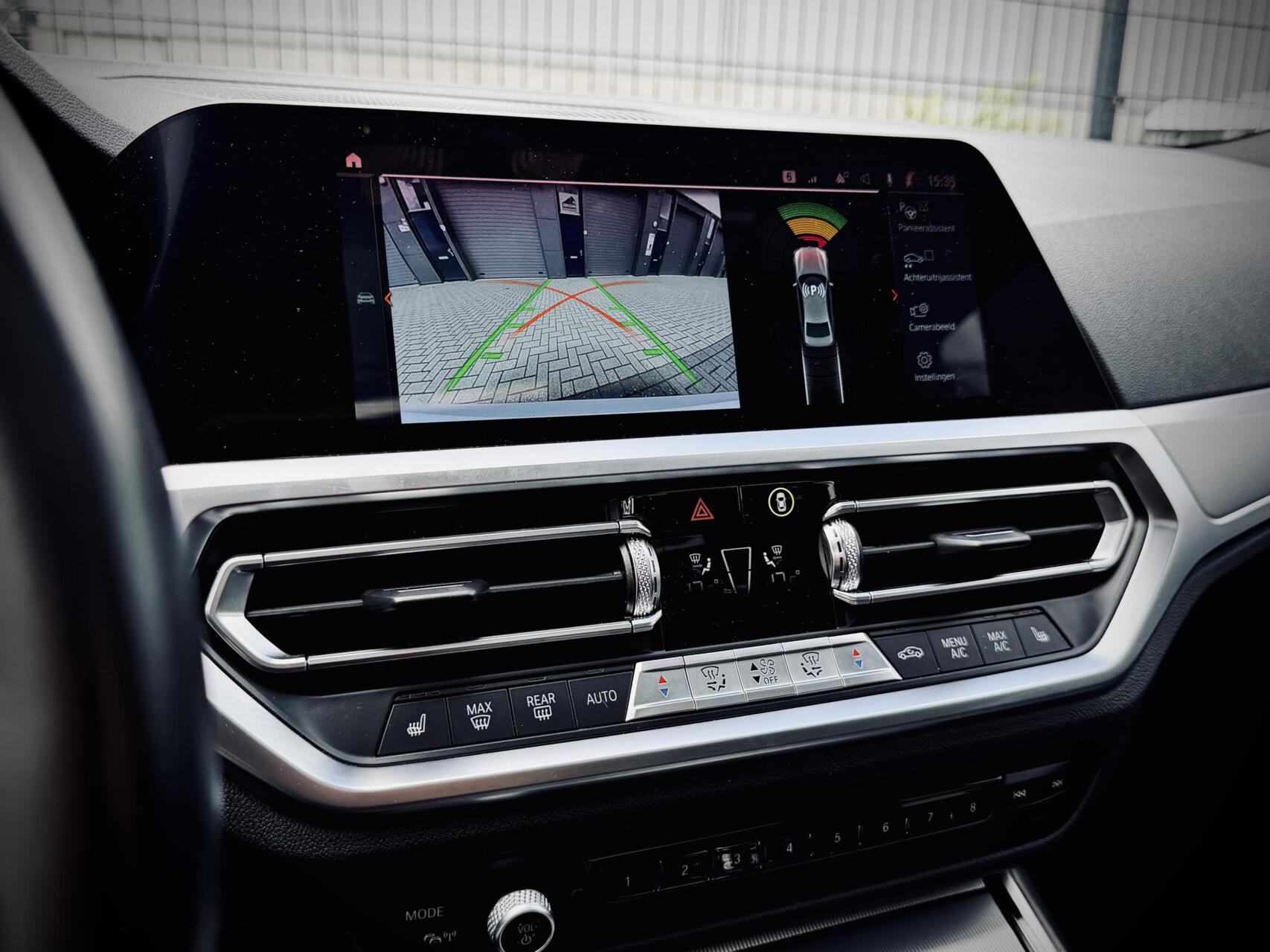 Foto van BMW 330e