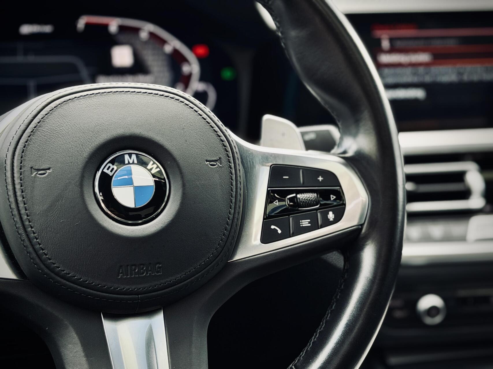 Foto van BMW 330e