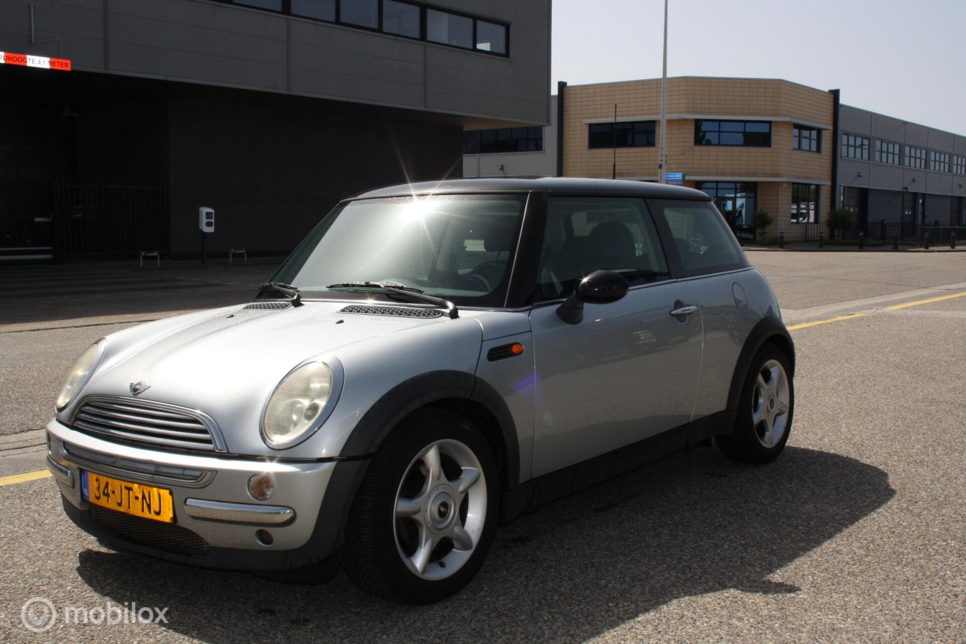 Mini Mini 1.6 Cooper Airco APK 15-01-2027 meeneem prijsje ,inruilkoopje 2002 - voorkant