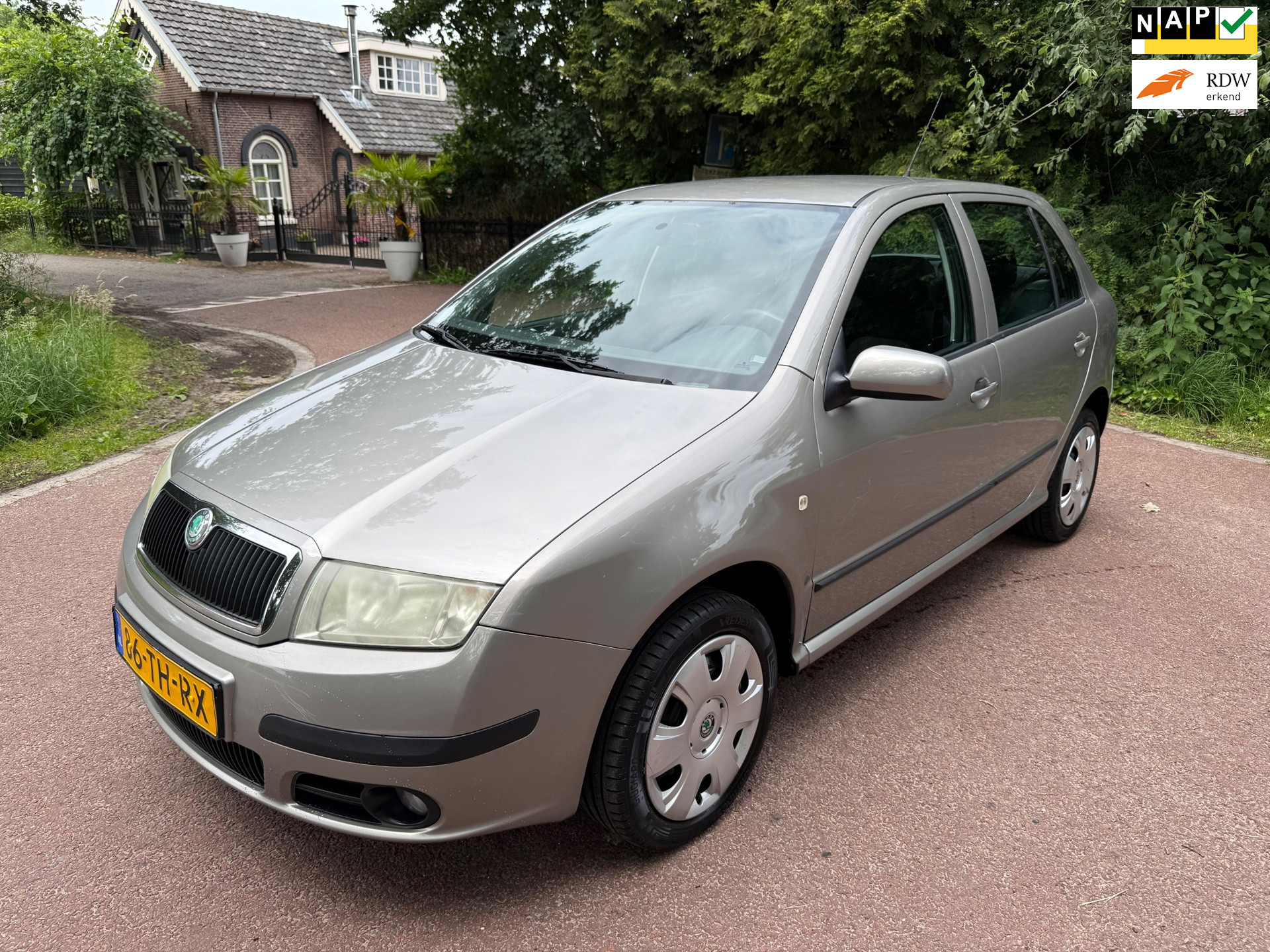 Skoda Fabia 1.4-16V Spirit+ Airco / NAP / APK / Trekhaak / Cruise contr. 2006 - voorkant