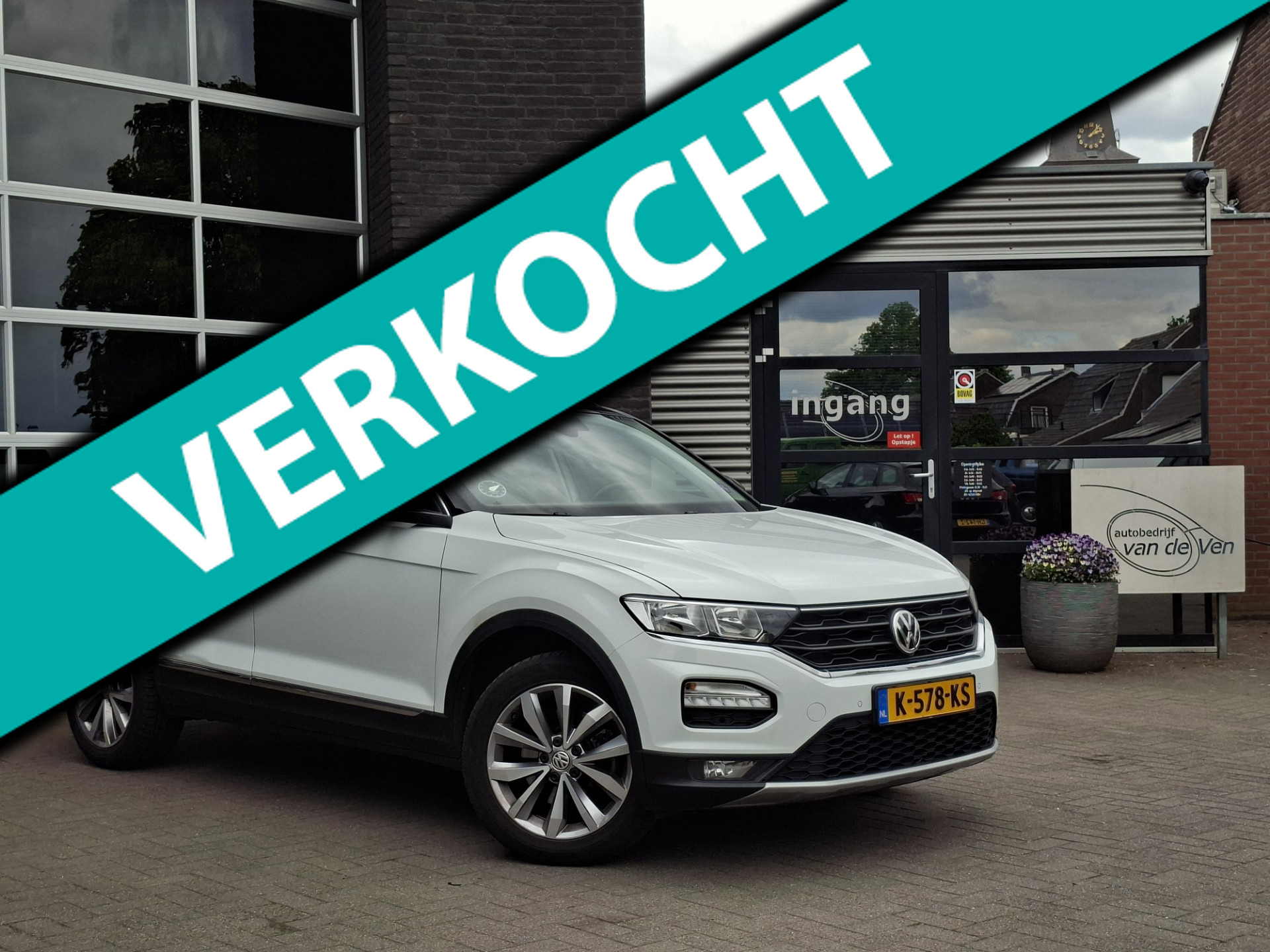 Volkswagen T-roc 1.5 TSI Style | Trekhaak | Achteruitrij Camera | Prijs incl 12M BOVAG garantie + afleverbeurt 2018 - voorkant