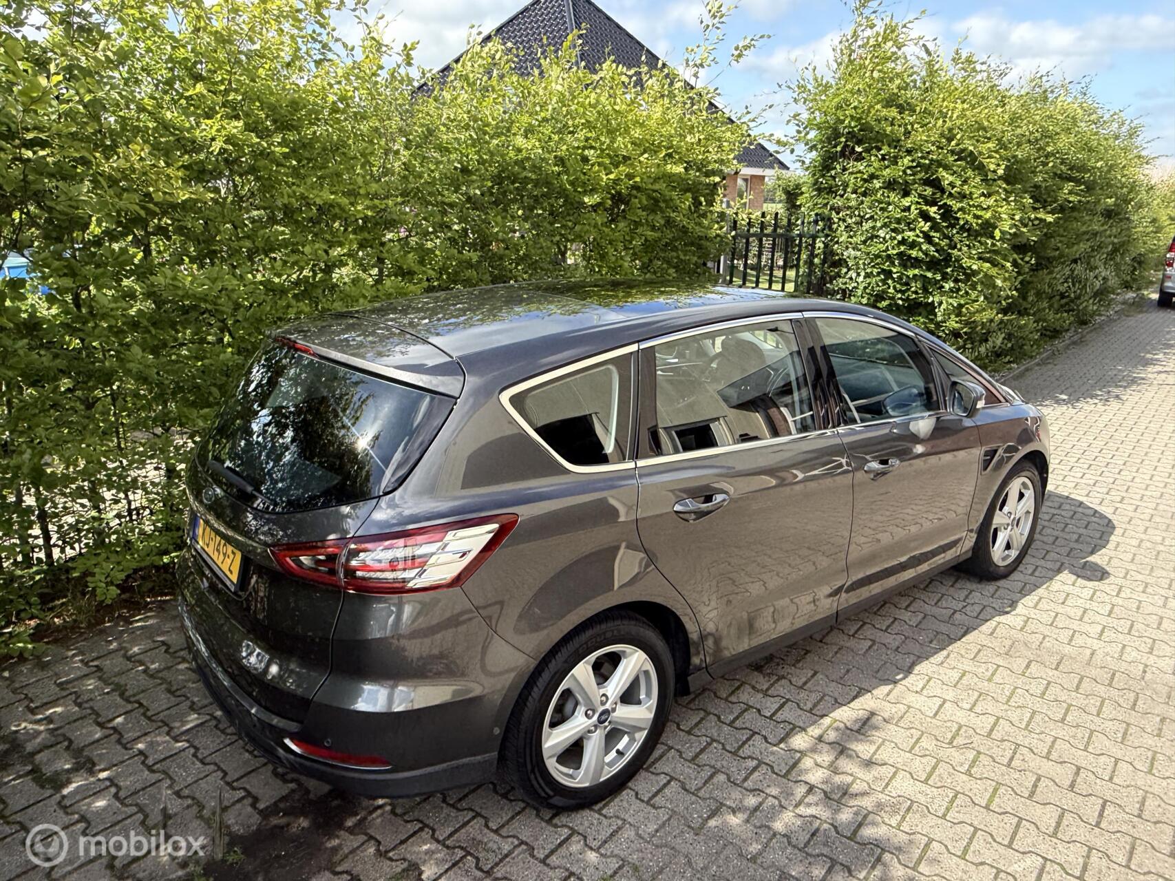 Foto van Ford S-max