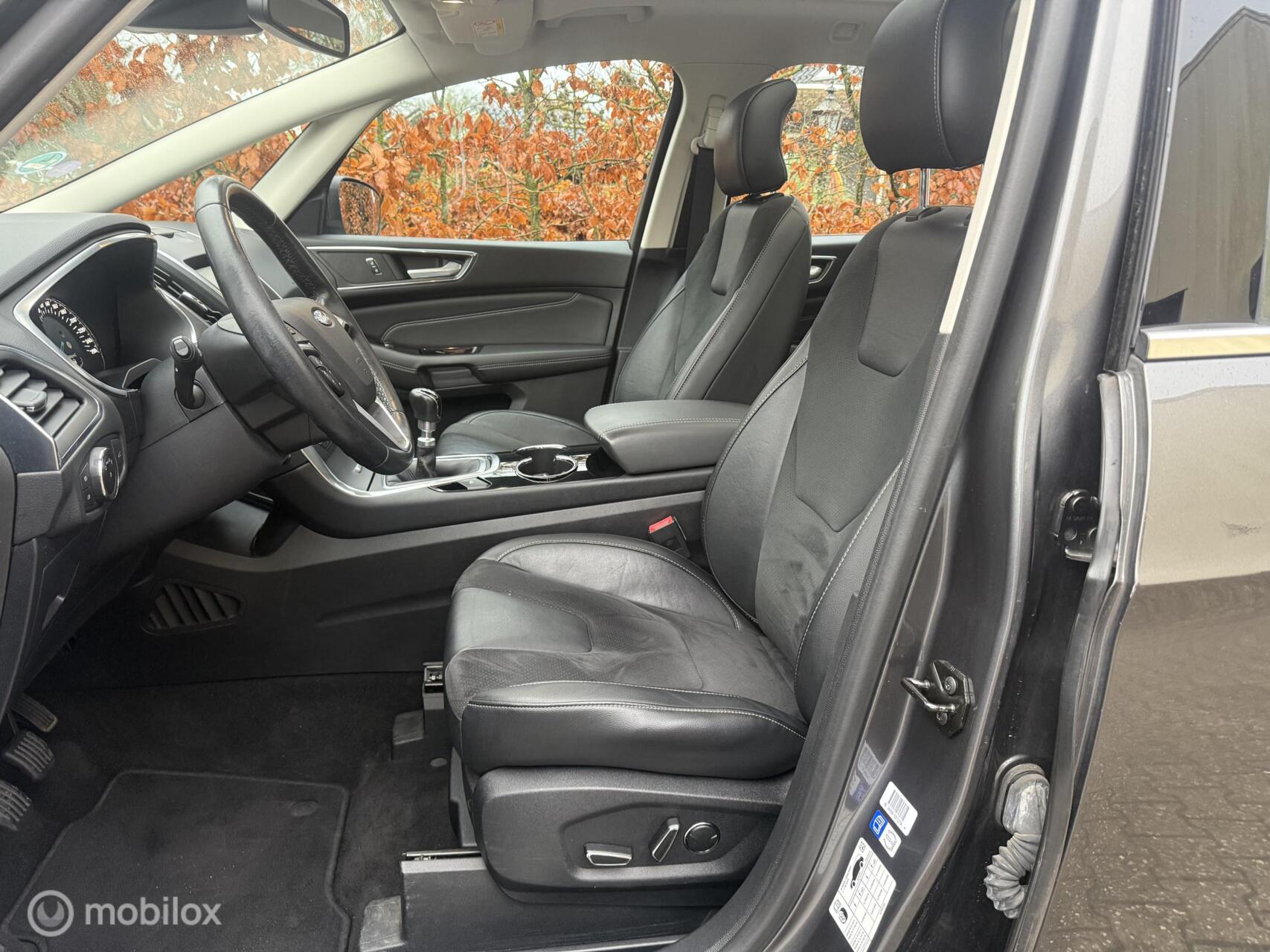 Foto van Ford S-max