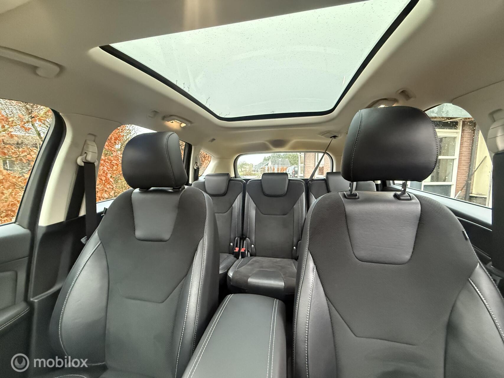 Foto van Ford S-max