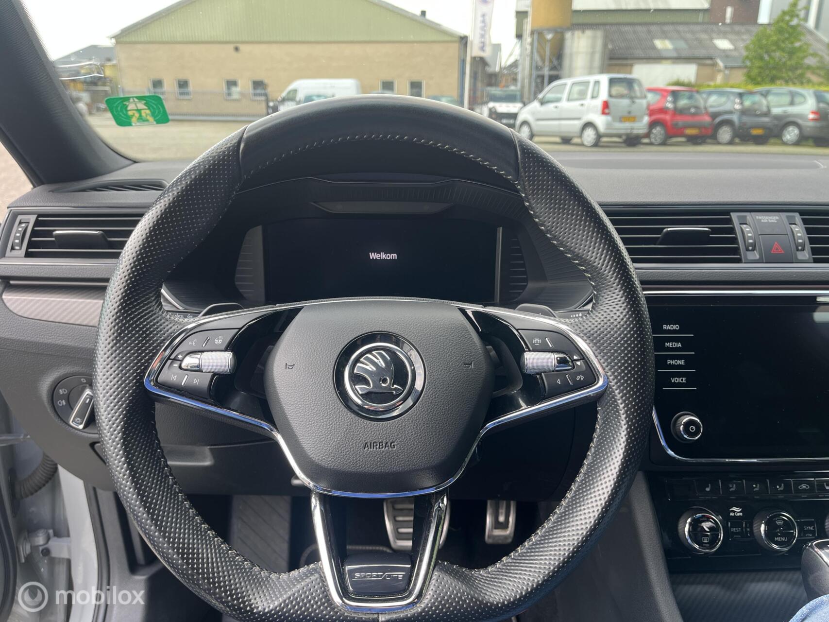 Foto van Skoda Superb