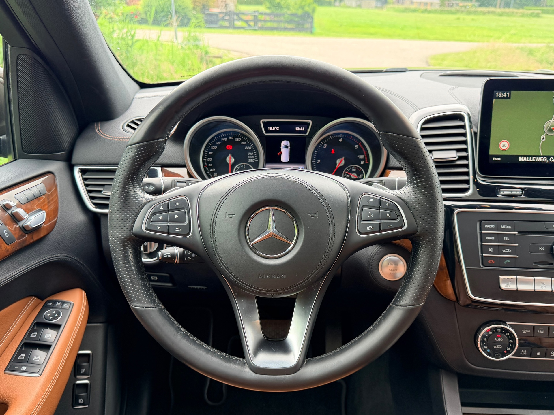 Foto van Mercedes-Benz GLS 350 D 4Matic
