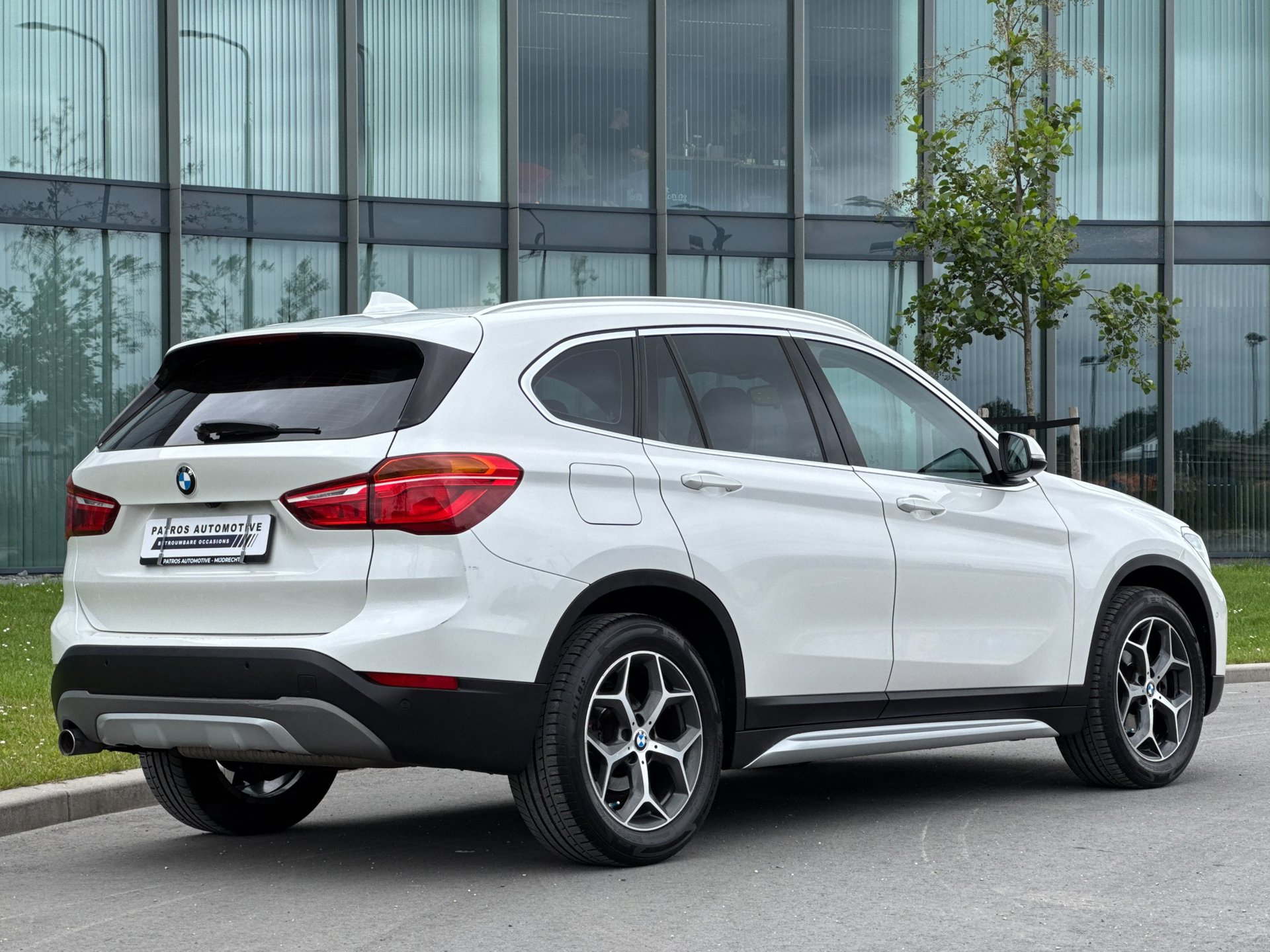 Foto van BMW X1 Sdrive18i