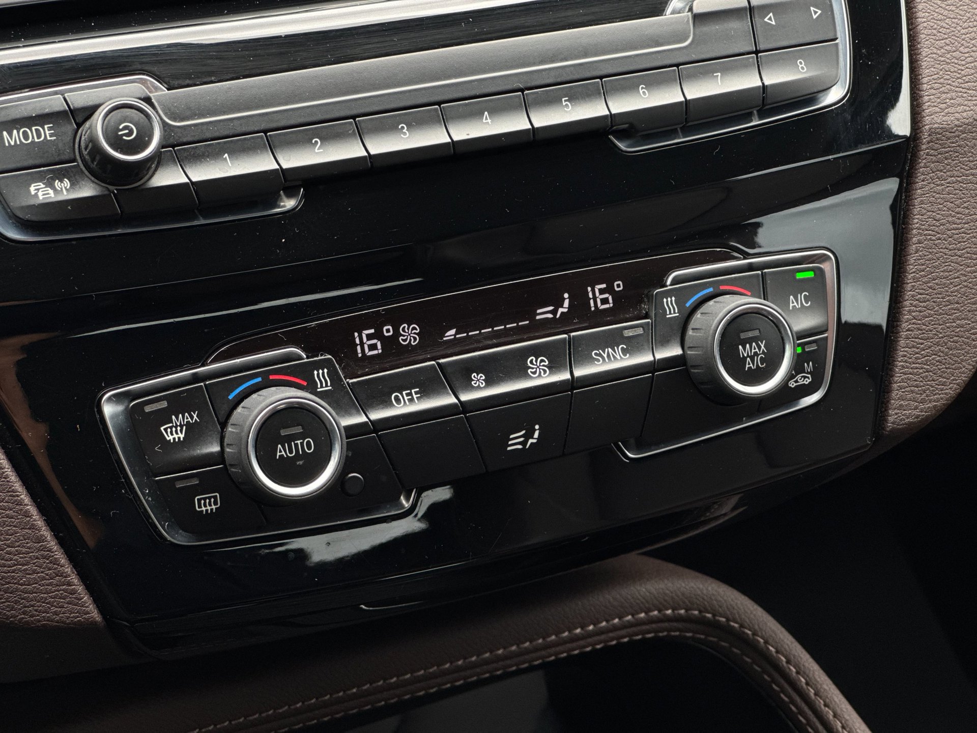 Foto van BMW X1 Sdrive18i