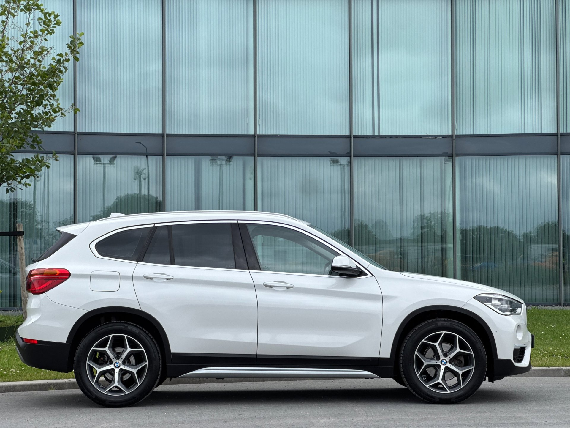 Foto van BMW X1 Sdrive18i