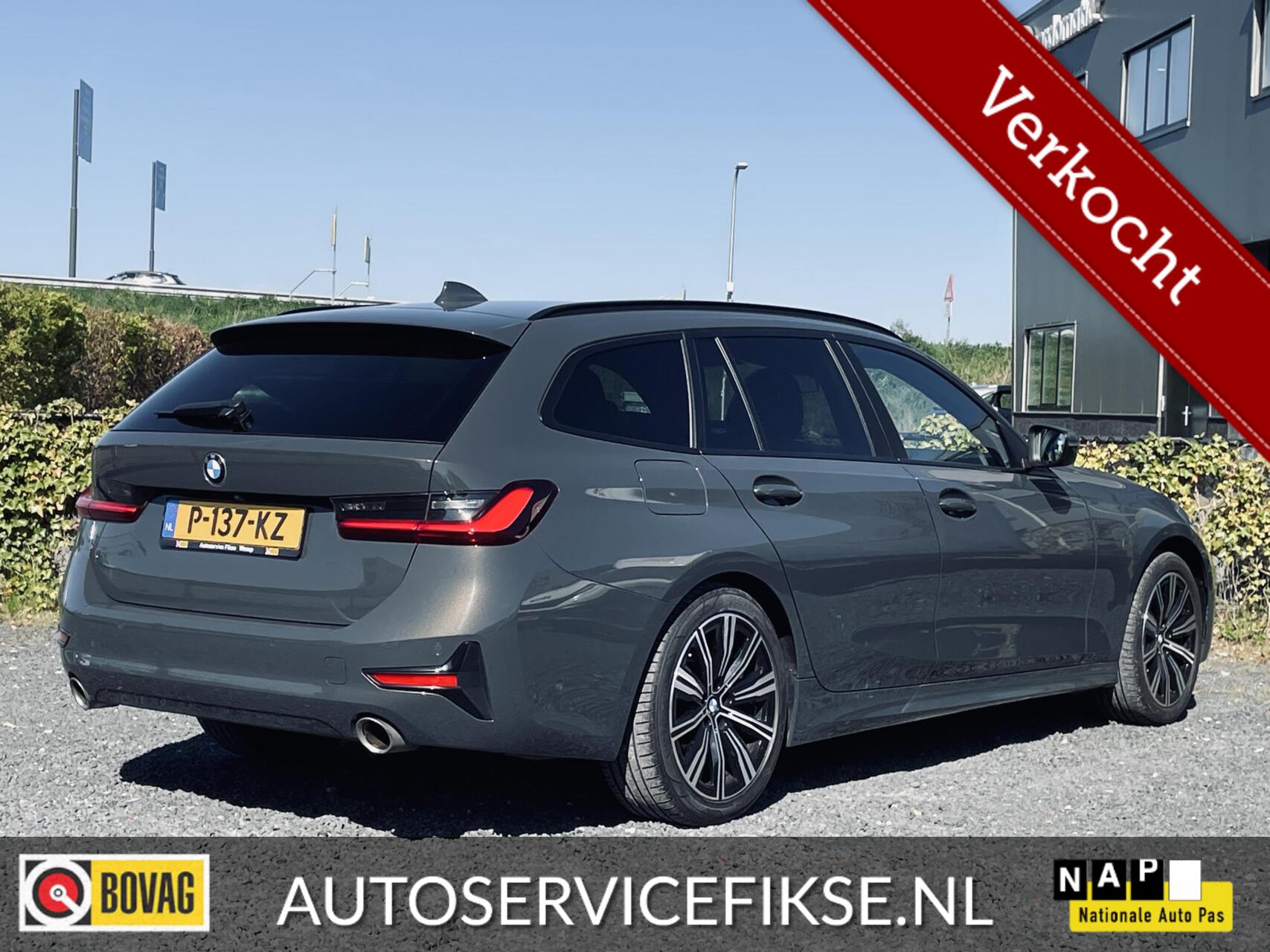 BMW 318i 318i BUSINESS EDIT. PLUS |LEER|CAMERA| 2022 - voorkant