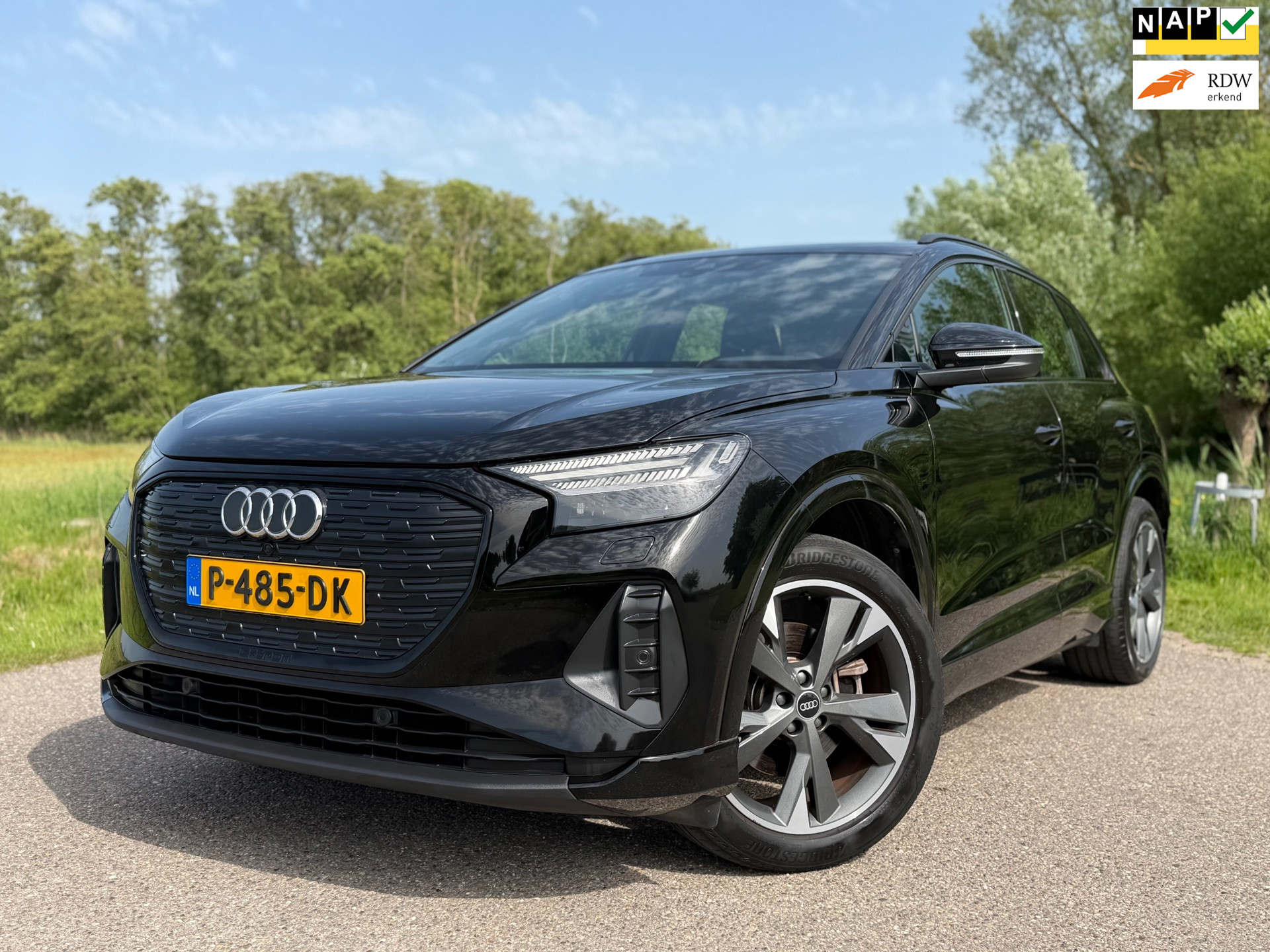 Audi Q4 35 E-tron 35 Advanced edition 55 kWh / Clima / Navi / ACC / Camera / Stoelverwarming / NL Auto van 1ste Eigenaar / Leder /NAP 2022 - voorkant