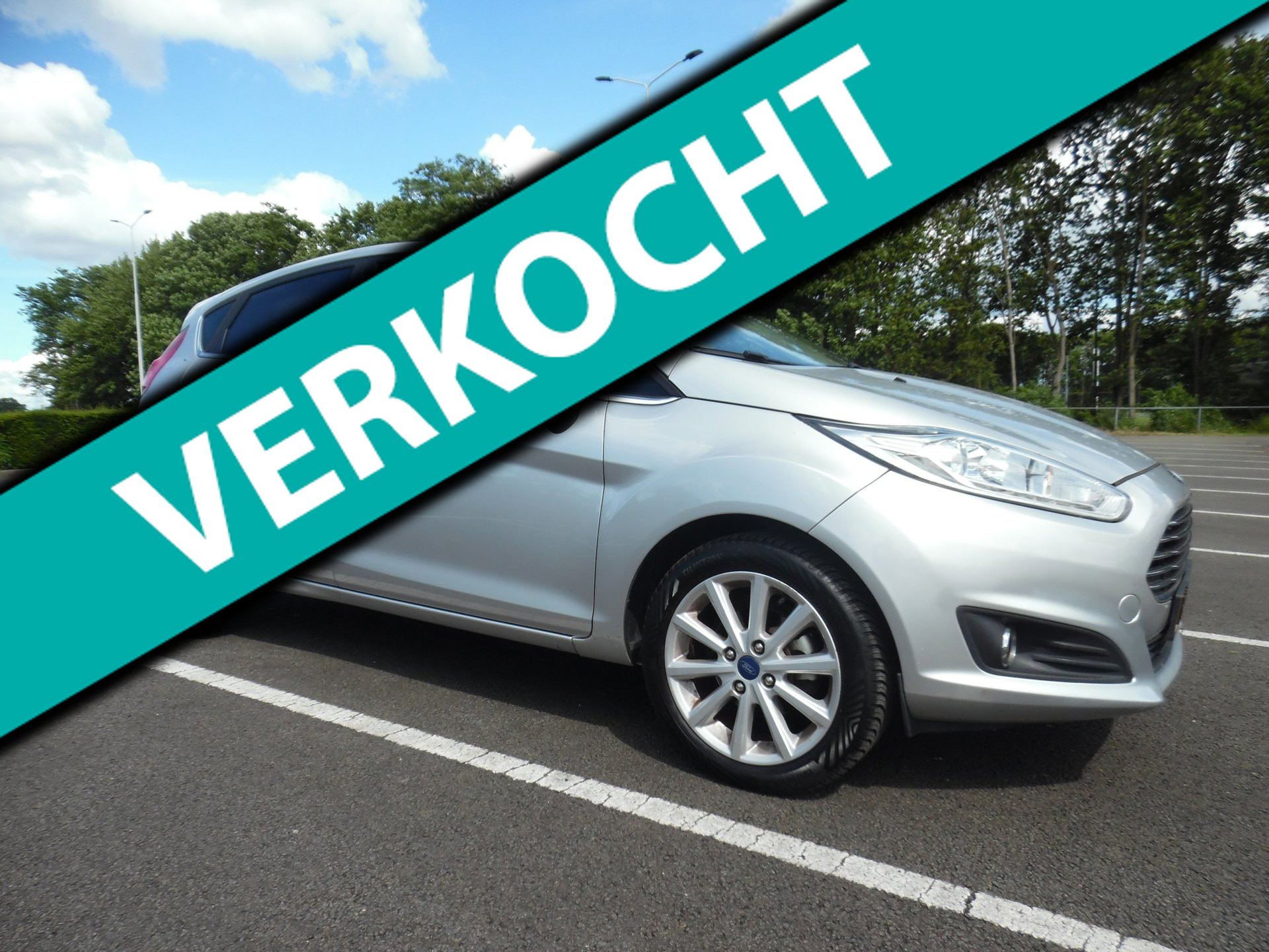 Ford Fiesta 1.0 EcoBoost Candy Blue Edition 2016 - voorkant